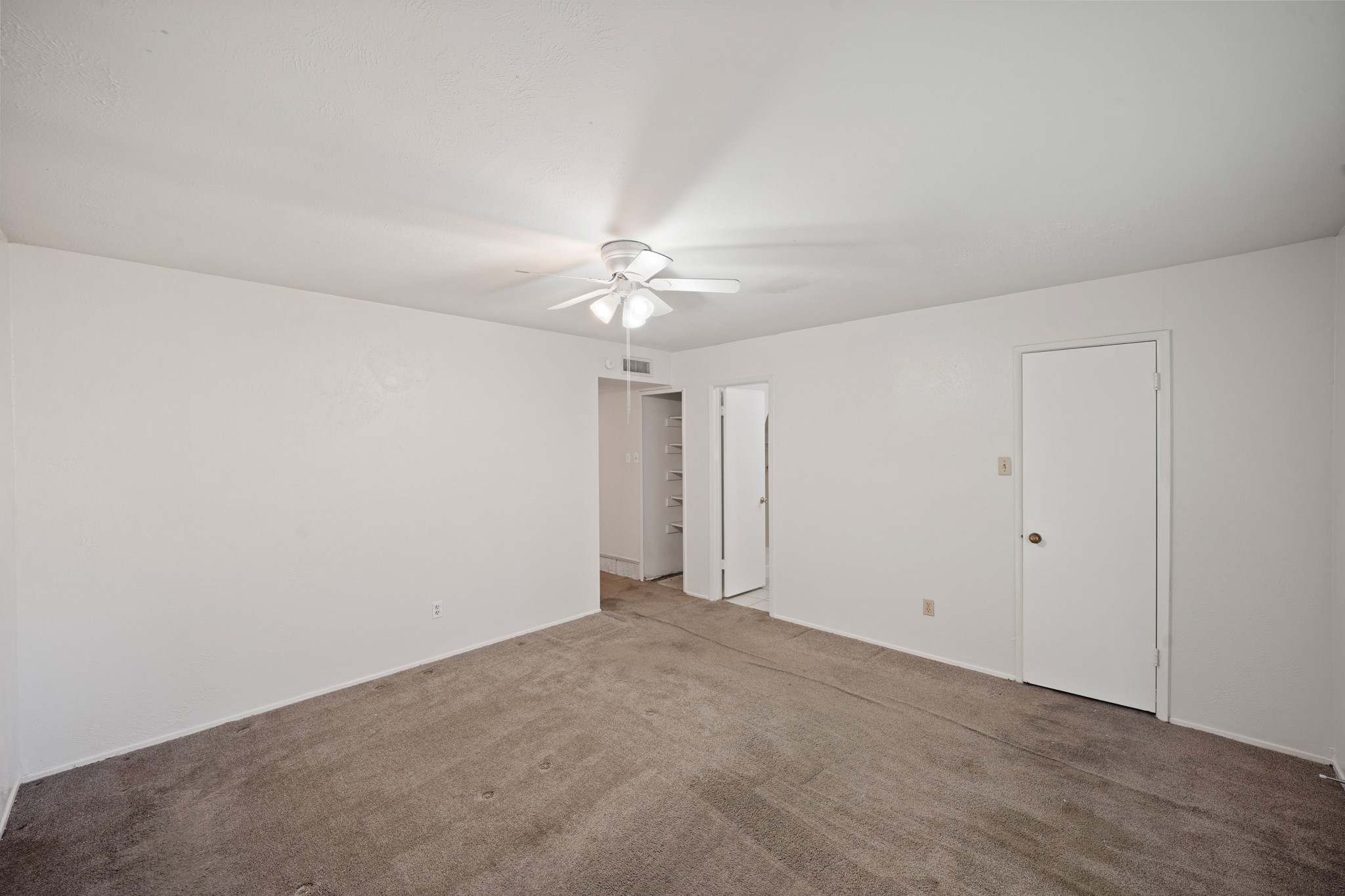 15822 Danford Drive Property Photo 21