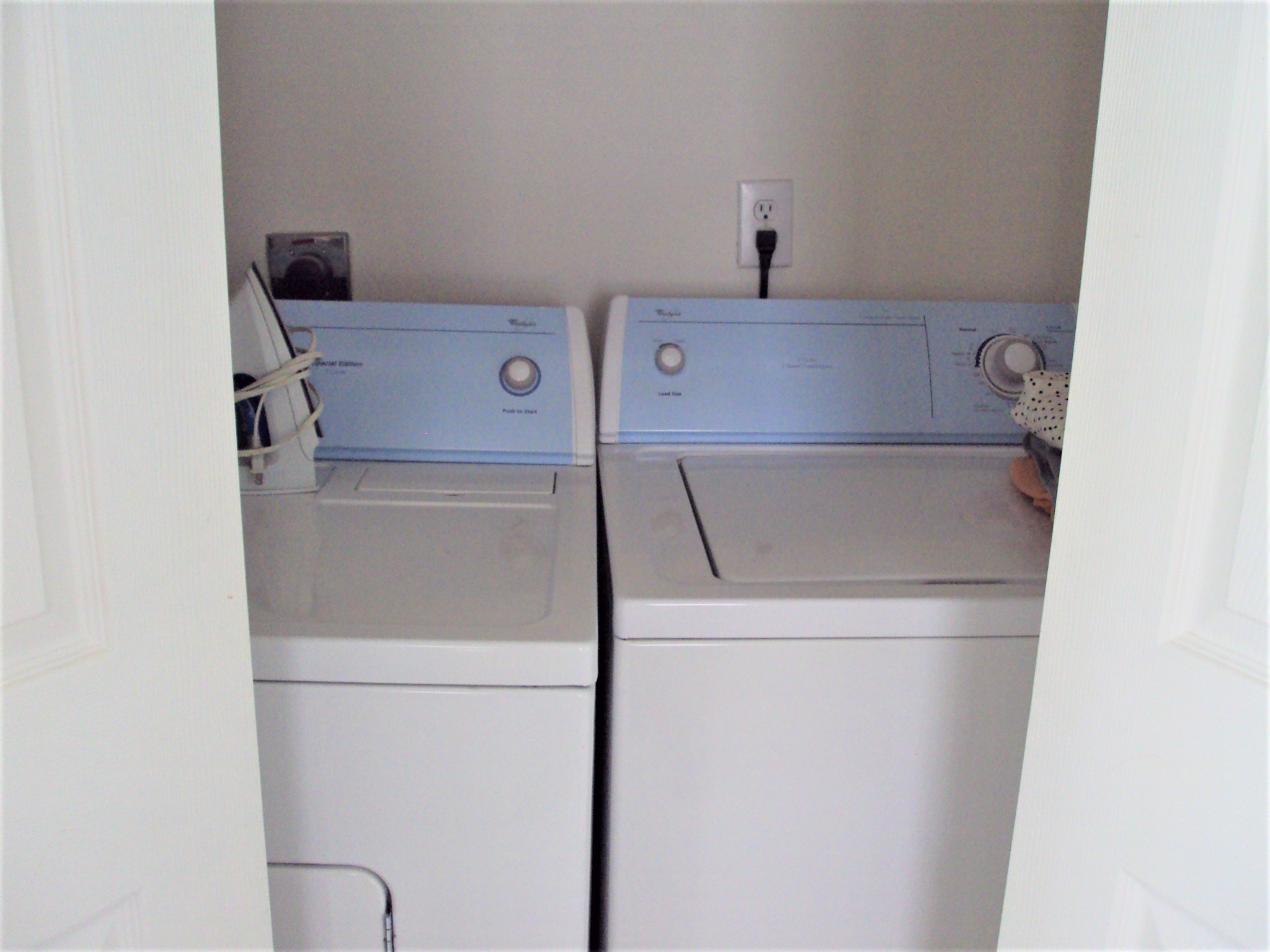 315 Plaza Del Sol Park Property Photo 19