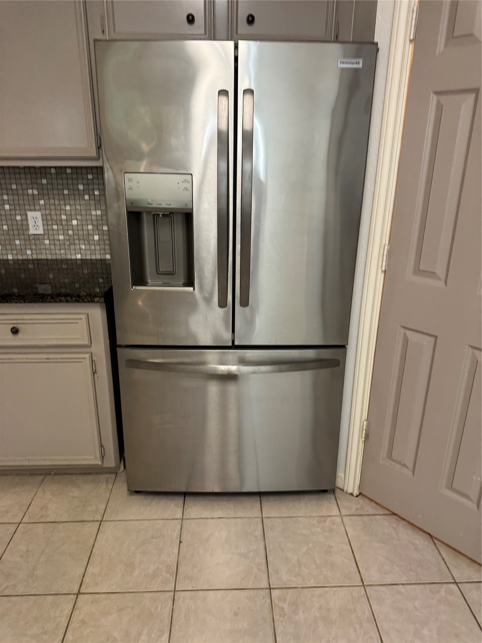 120 Hiwon Drive Property Photo 16