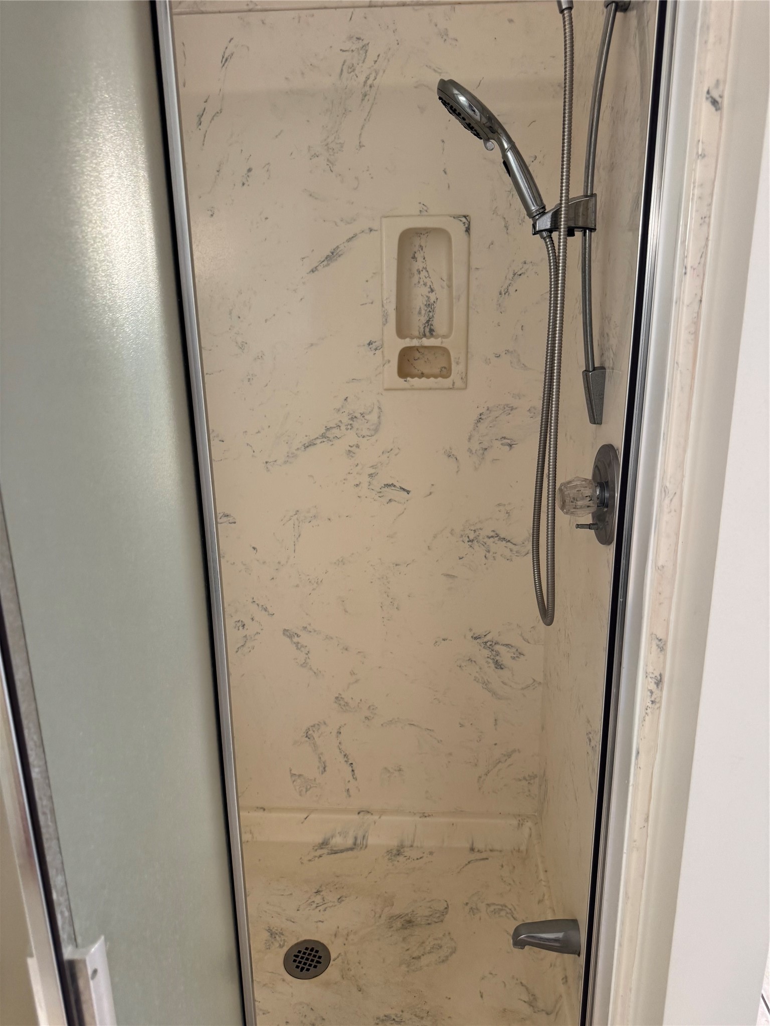 120 Hiwon Drive Property Photo 26
