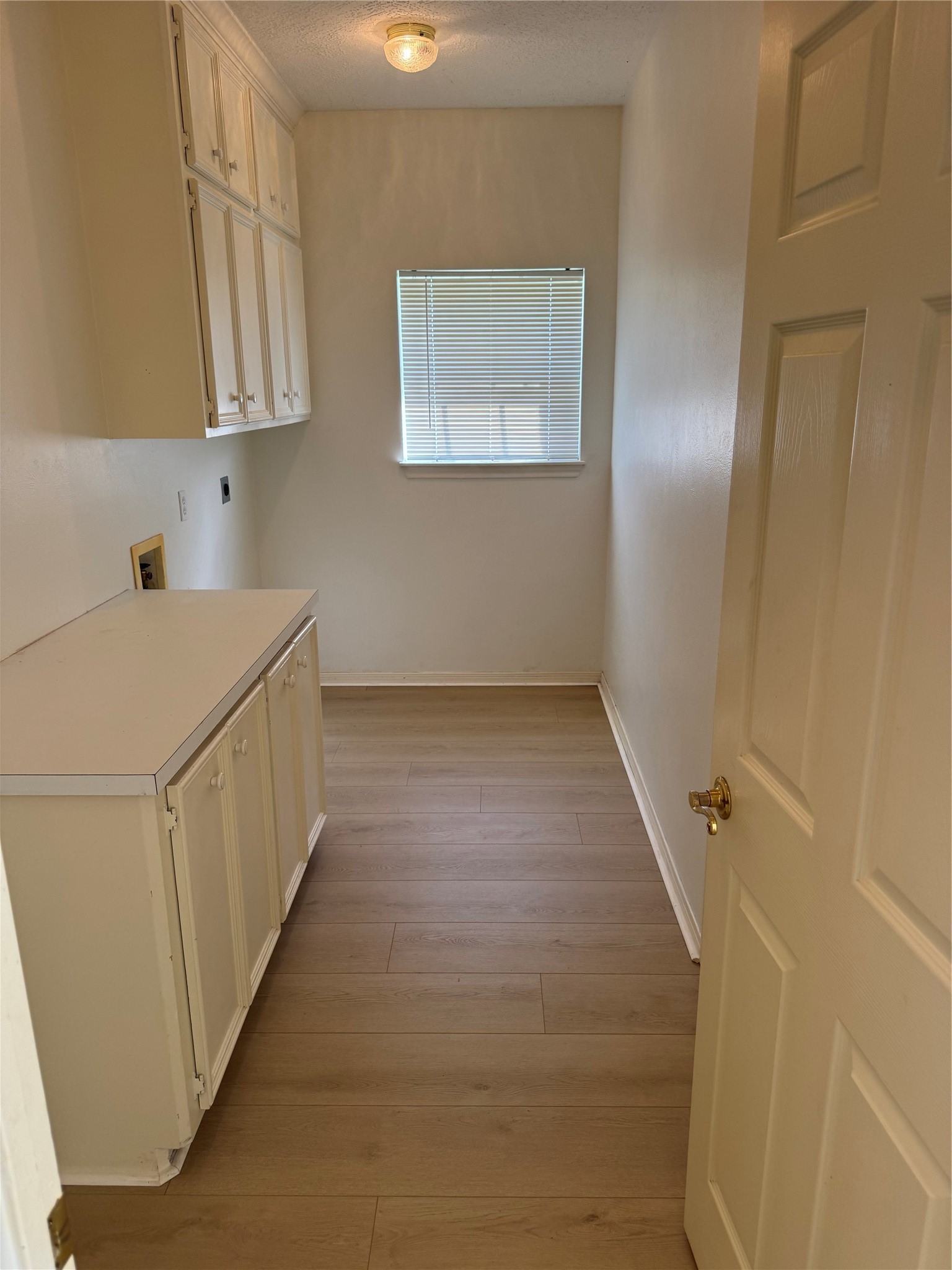 120 Hiwon Drive Property Photo 40