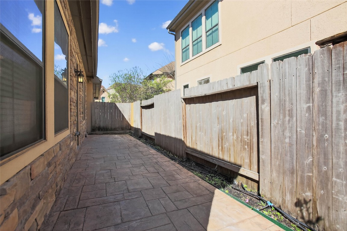 11638 Royal Oaks View Property Photo 33