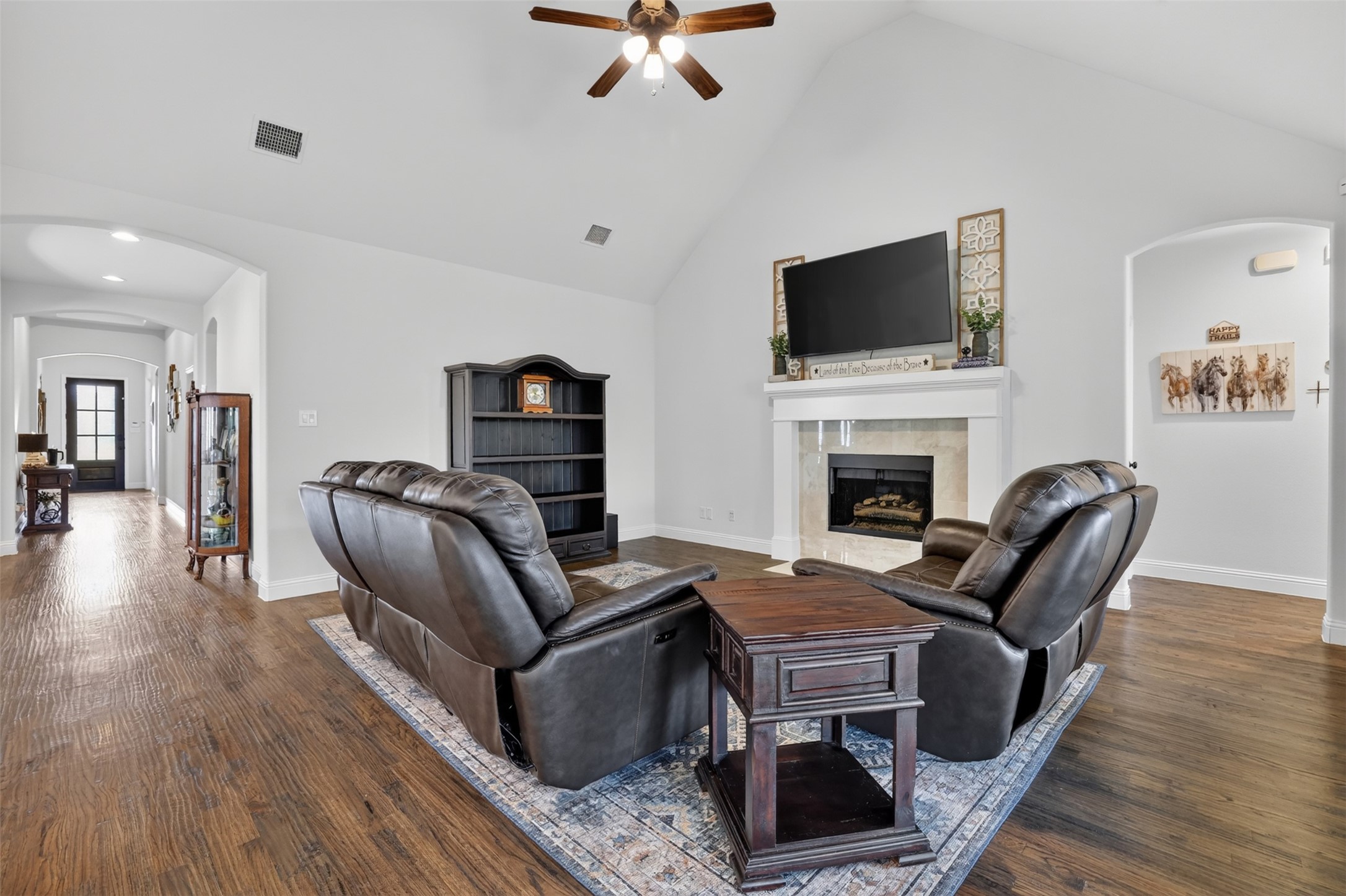3717 Wildridge Boulevard Property Photo 11