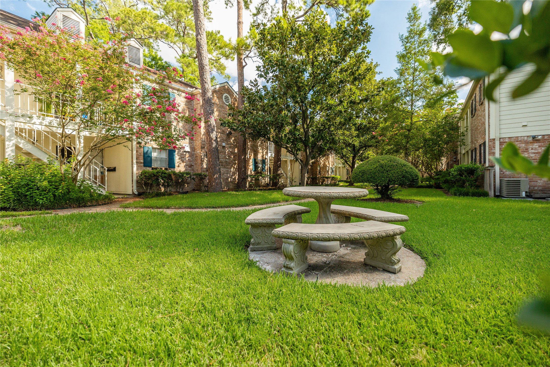 869 Wax Myrtle Lane A Property Photo 3