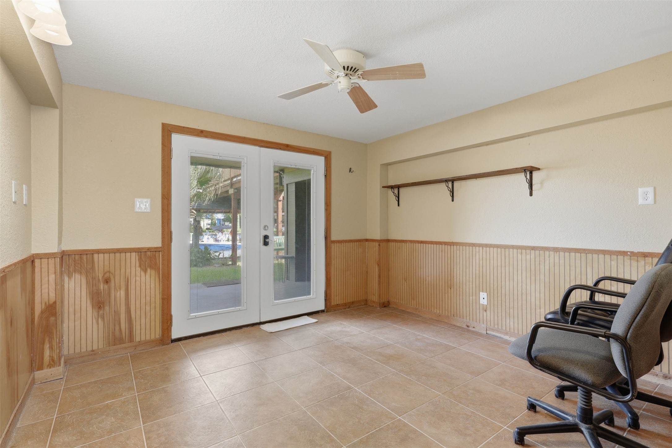 375 Ling Property Photo 18