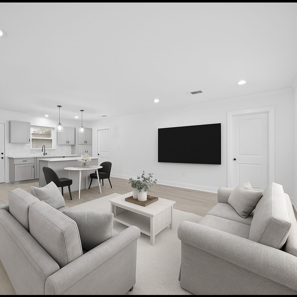 4930 Gren Street Property Photo 9