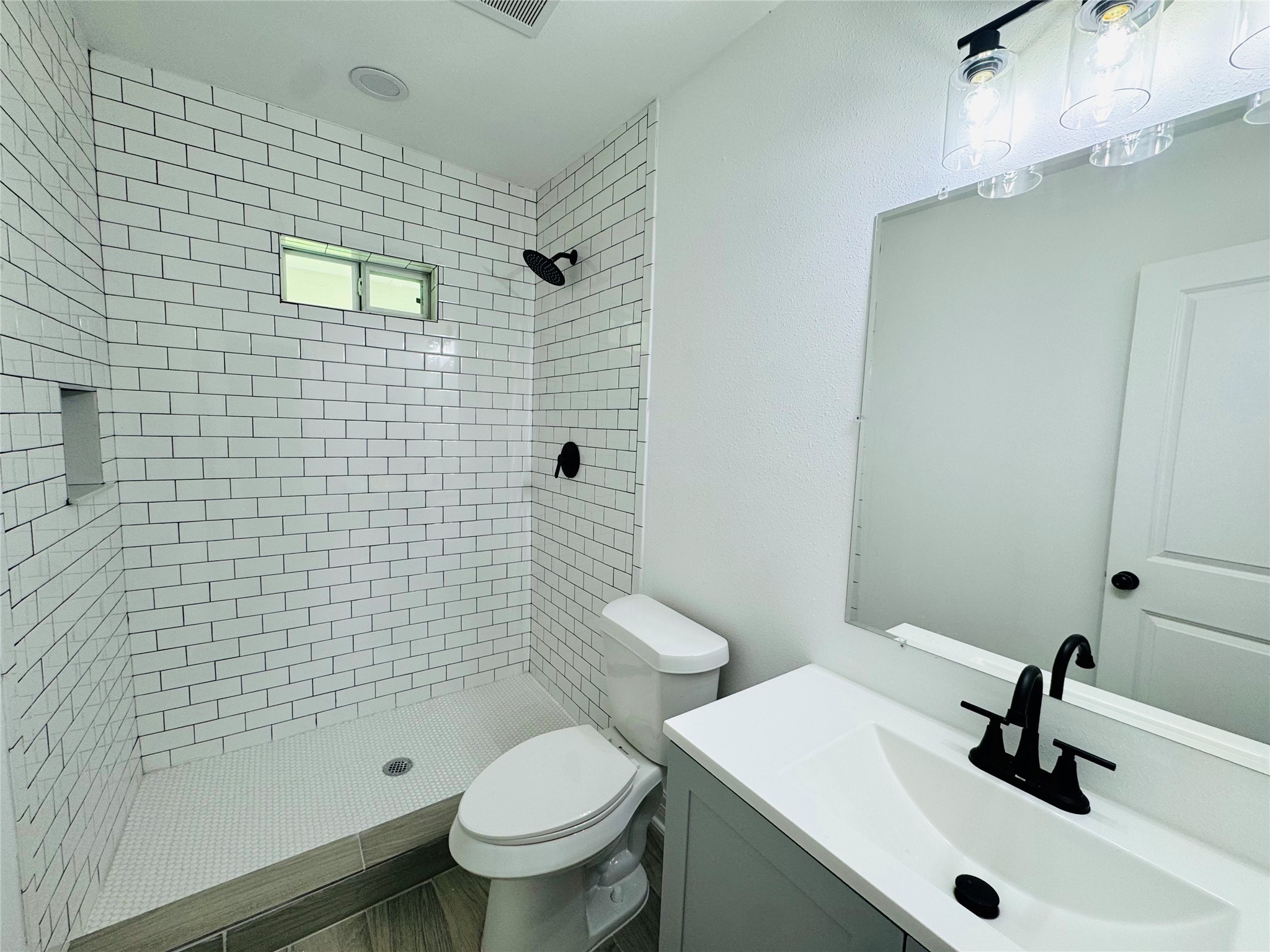 4930 Gren Street Property Photo 12