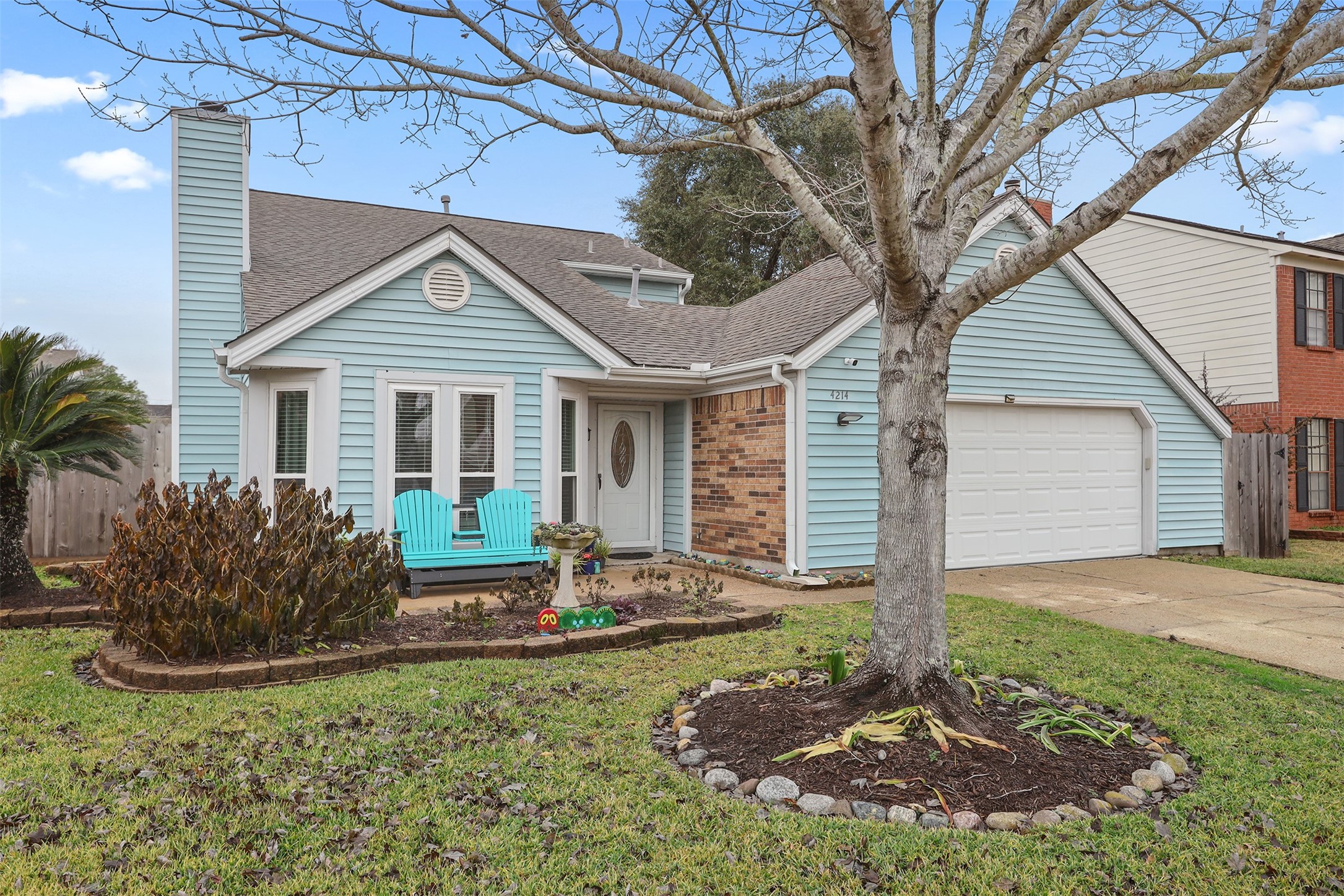 4214 Fernside Drive Property Photo