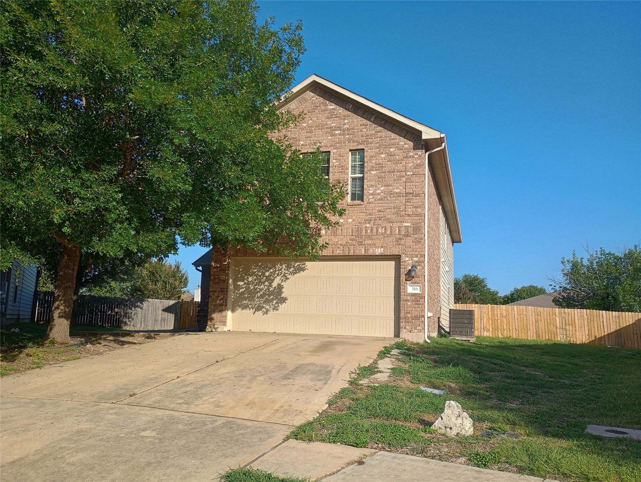 316 Housefinch Loop Property Photo 1