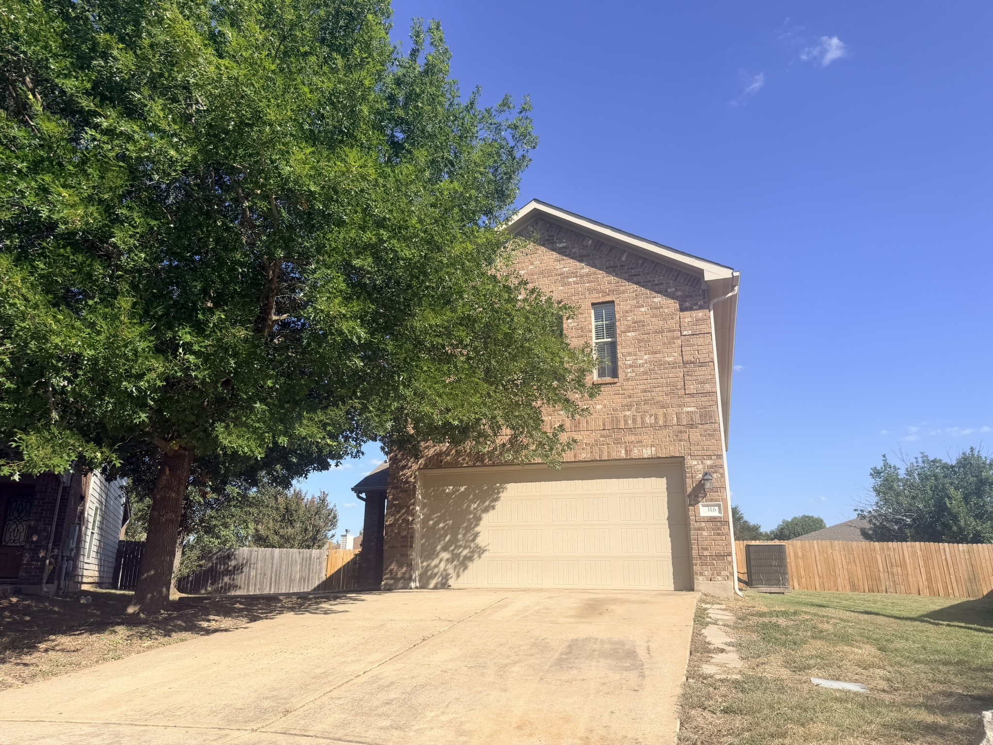 316 Housefinch Loop Property Photo 2
