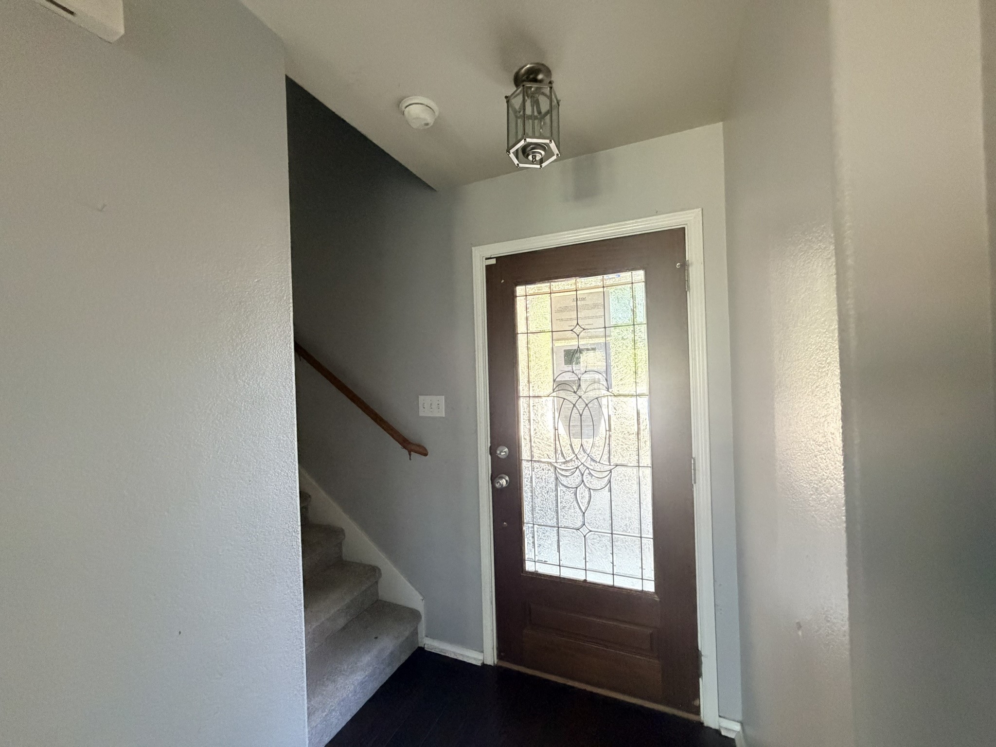 316 Housefinch Loop Property Photo 6