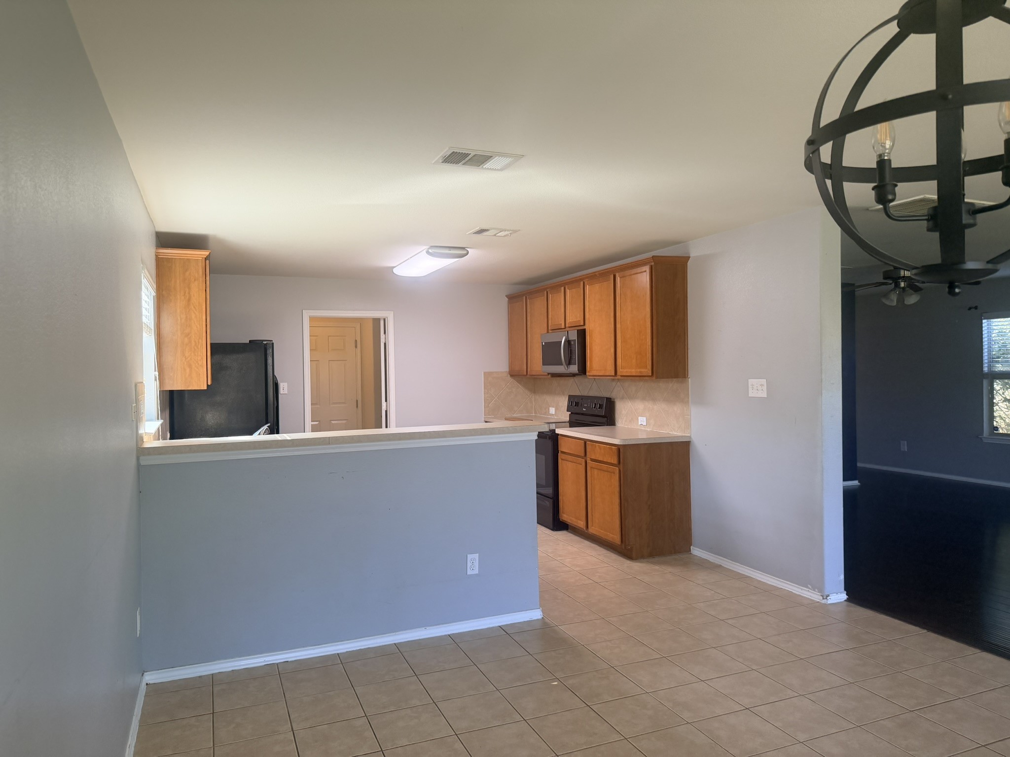 316 Housefinch Loop Property Photo 12