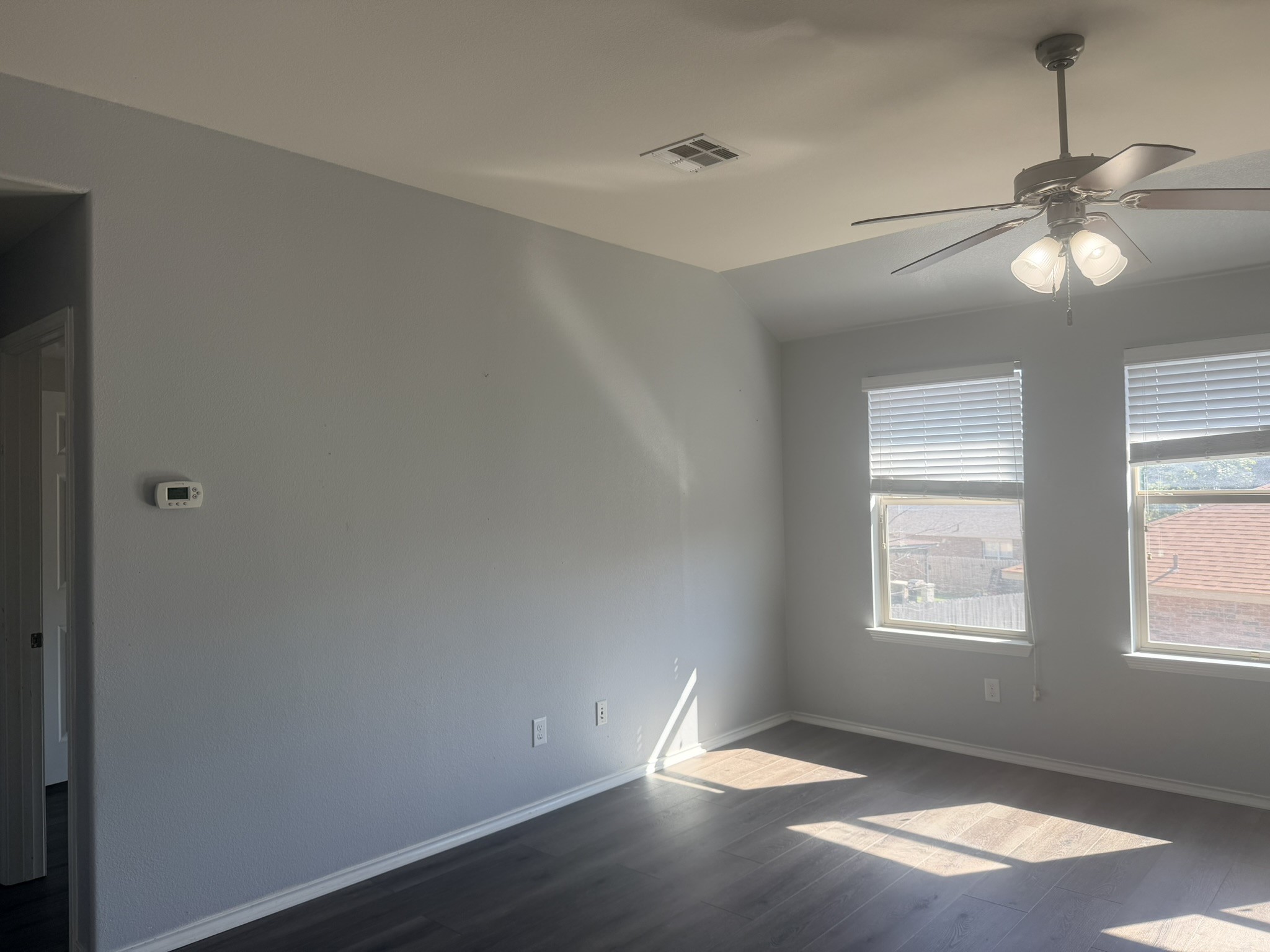 316 Housefinch Loop Property Photo 16