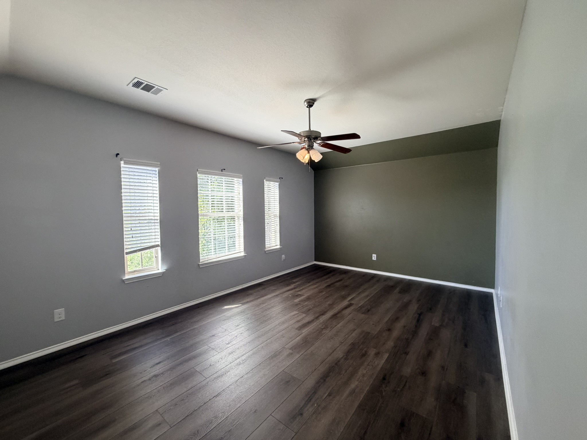 316 Housefinch Loop Property Photo 24