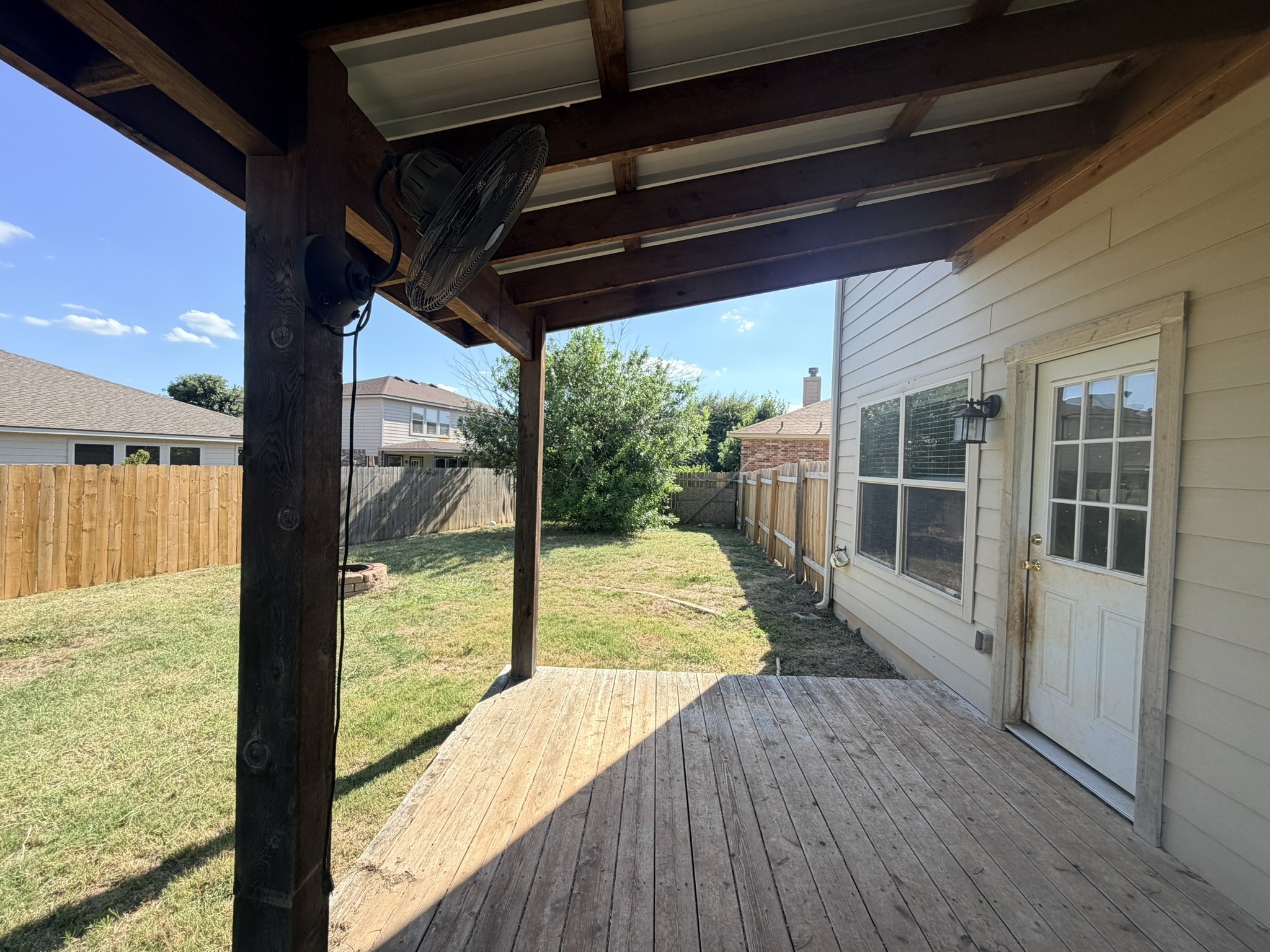 316 Housefinch Loop Property Photo 34