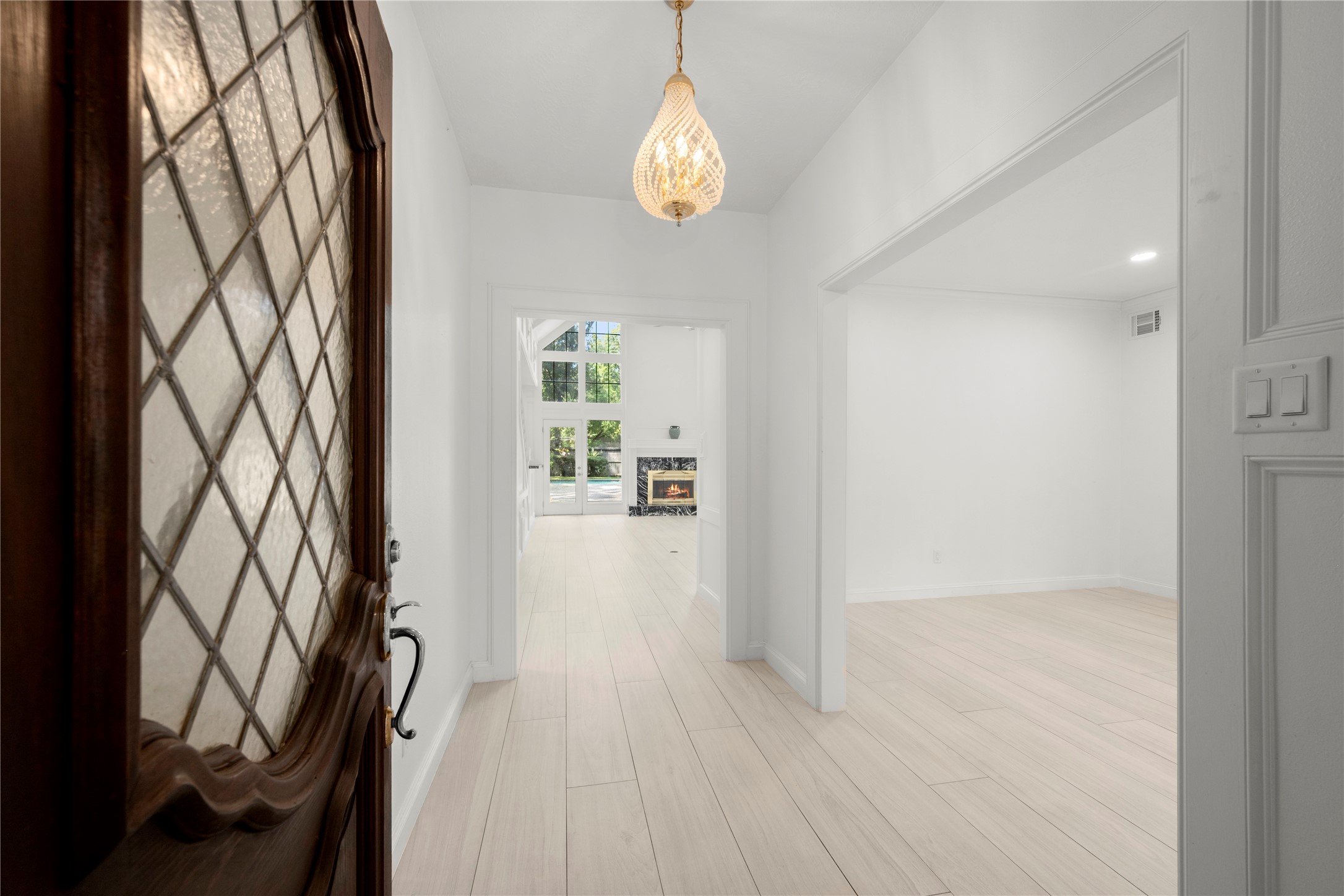 2103 Woodford Green Drive Property Photo 8