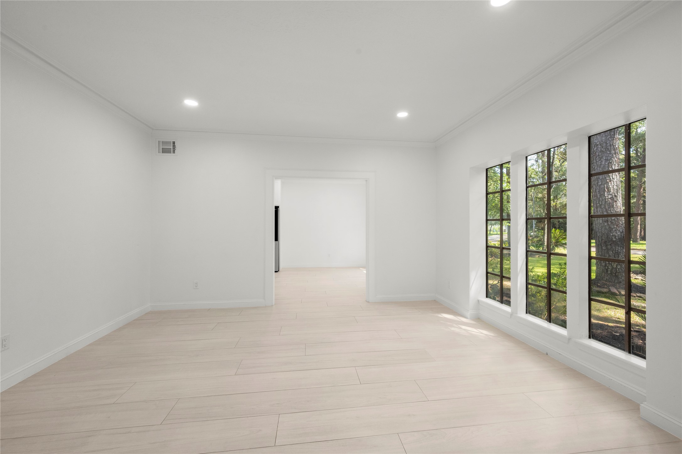 2103 Woodford Green Drive Property Photo 27