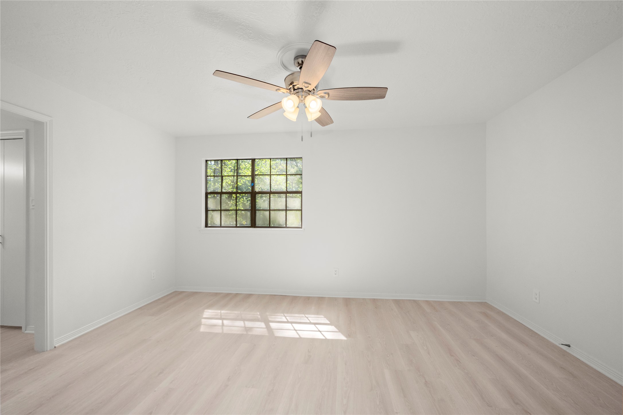 2103 Woodford Green Drive Property Photo 31