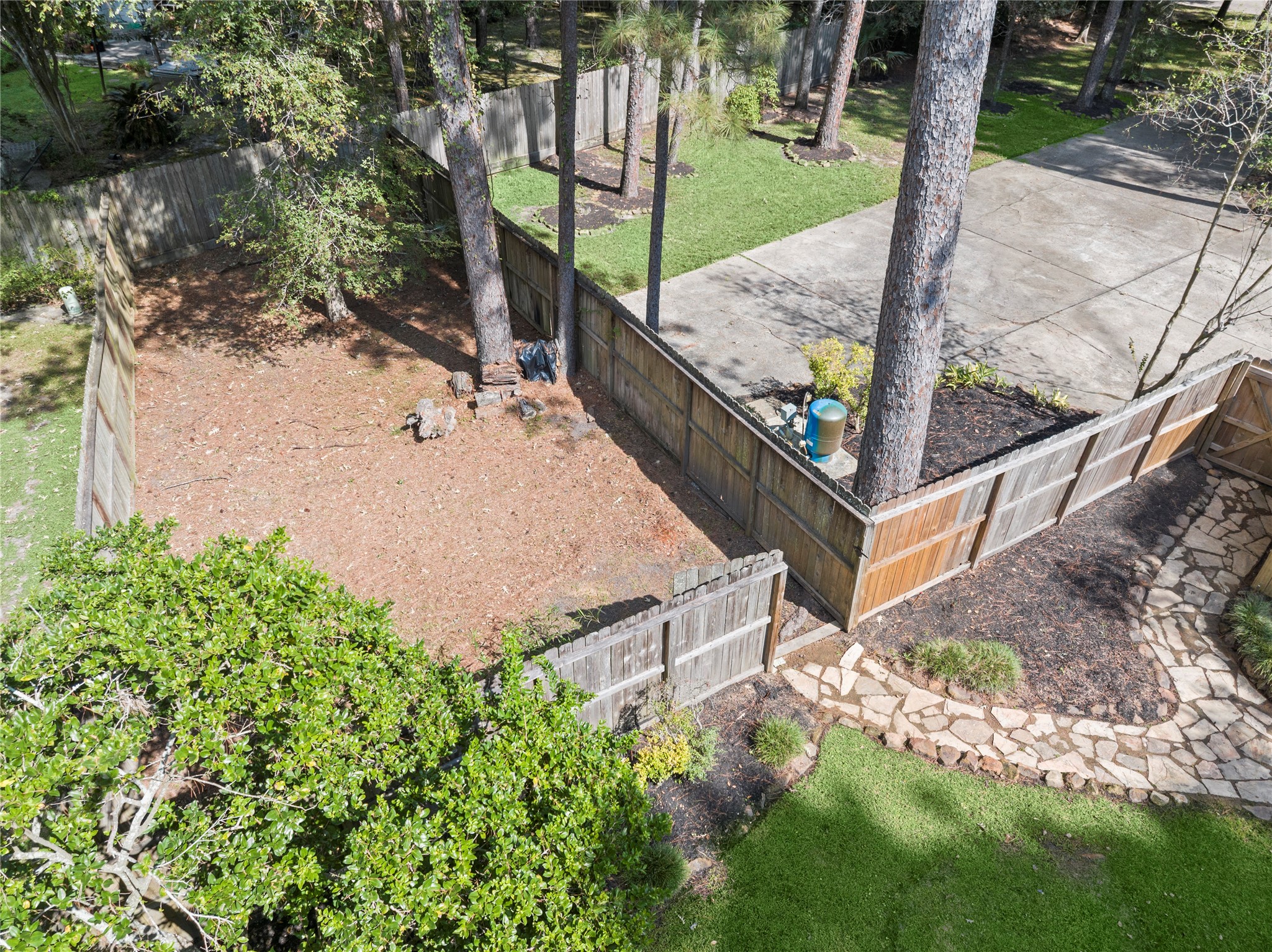 2103 Woodford Green Drive Property Photo 46