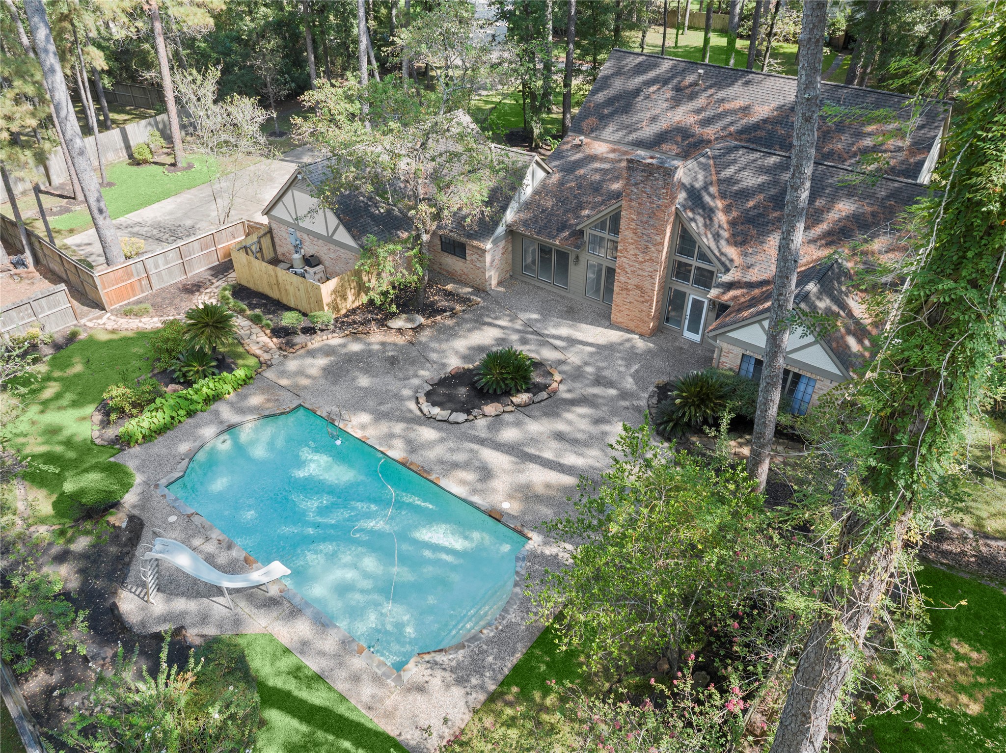 2103 Woodford Green Drive Property Photo 48