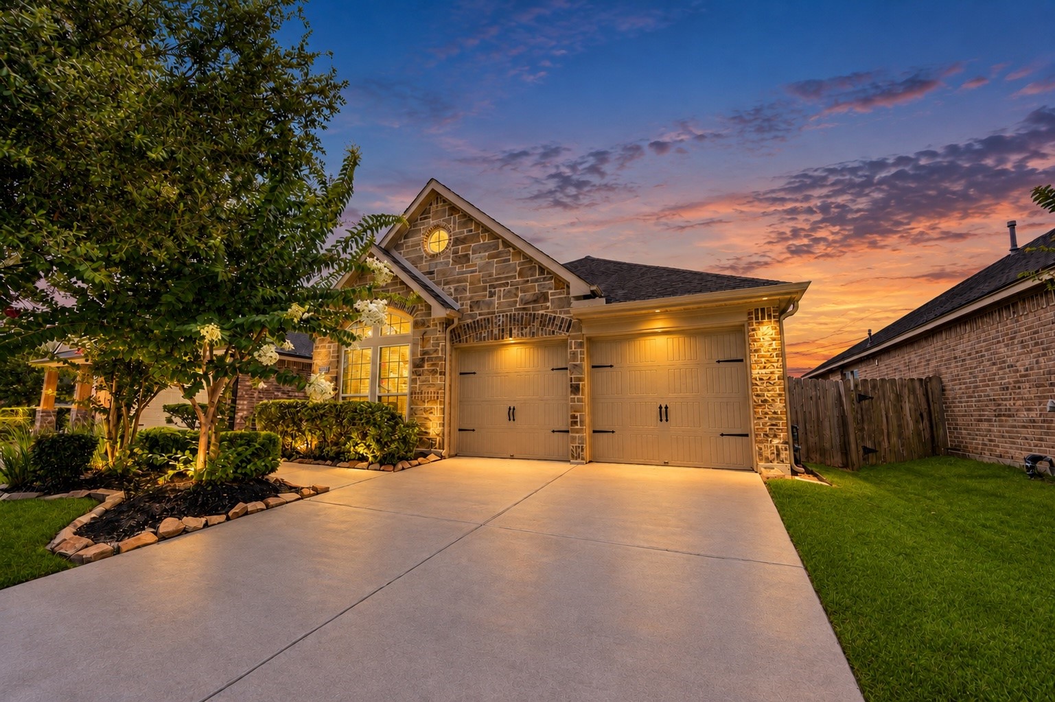 27407 Gatlin Lane Property Photo 1