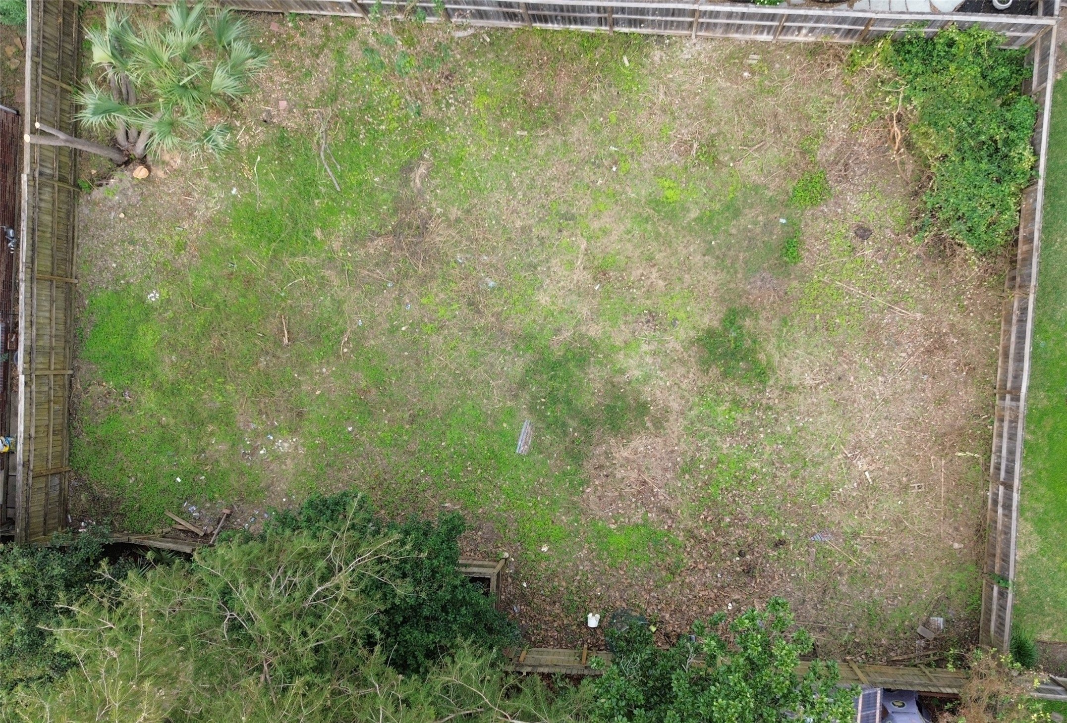 1533 Beaconshire Road Property Photo 3