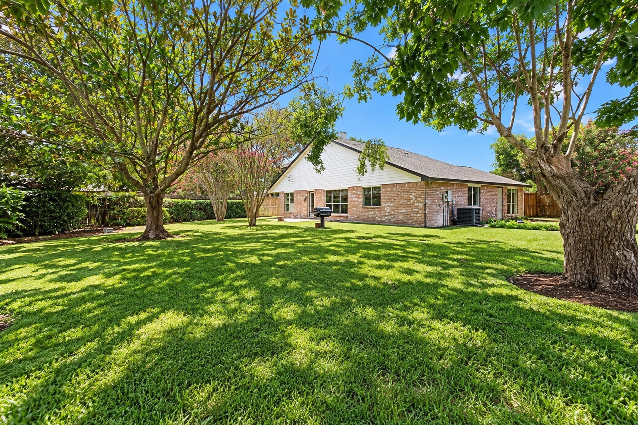 2131 Creekshire Drive Property Photo 39