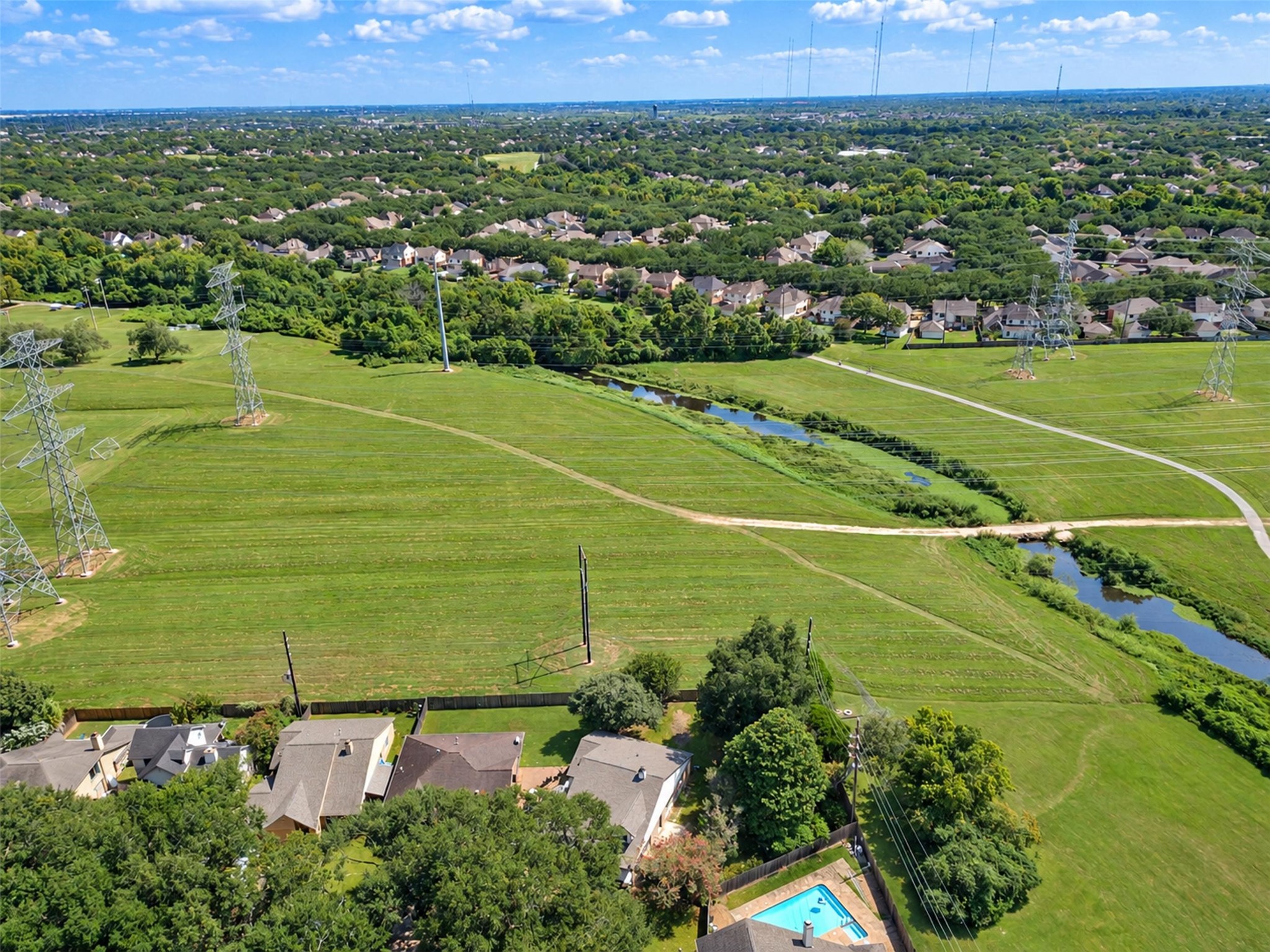 2131 Creekshire Drive Property Photo 43