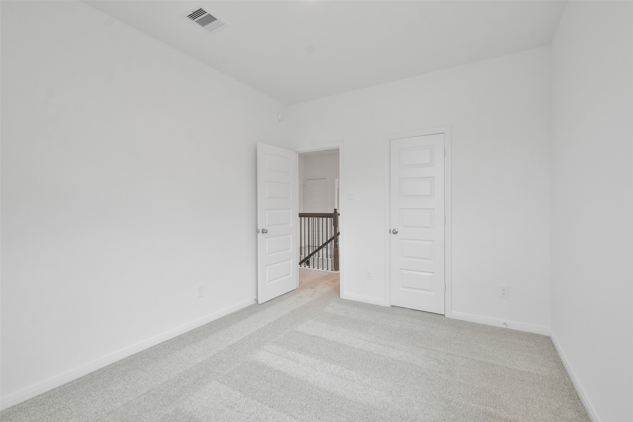 21445 Kings Guild Lane Property Photo 32