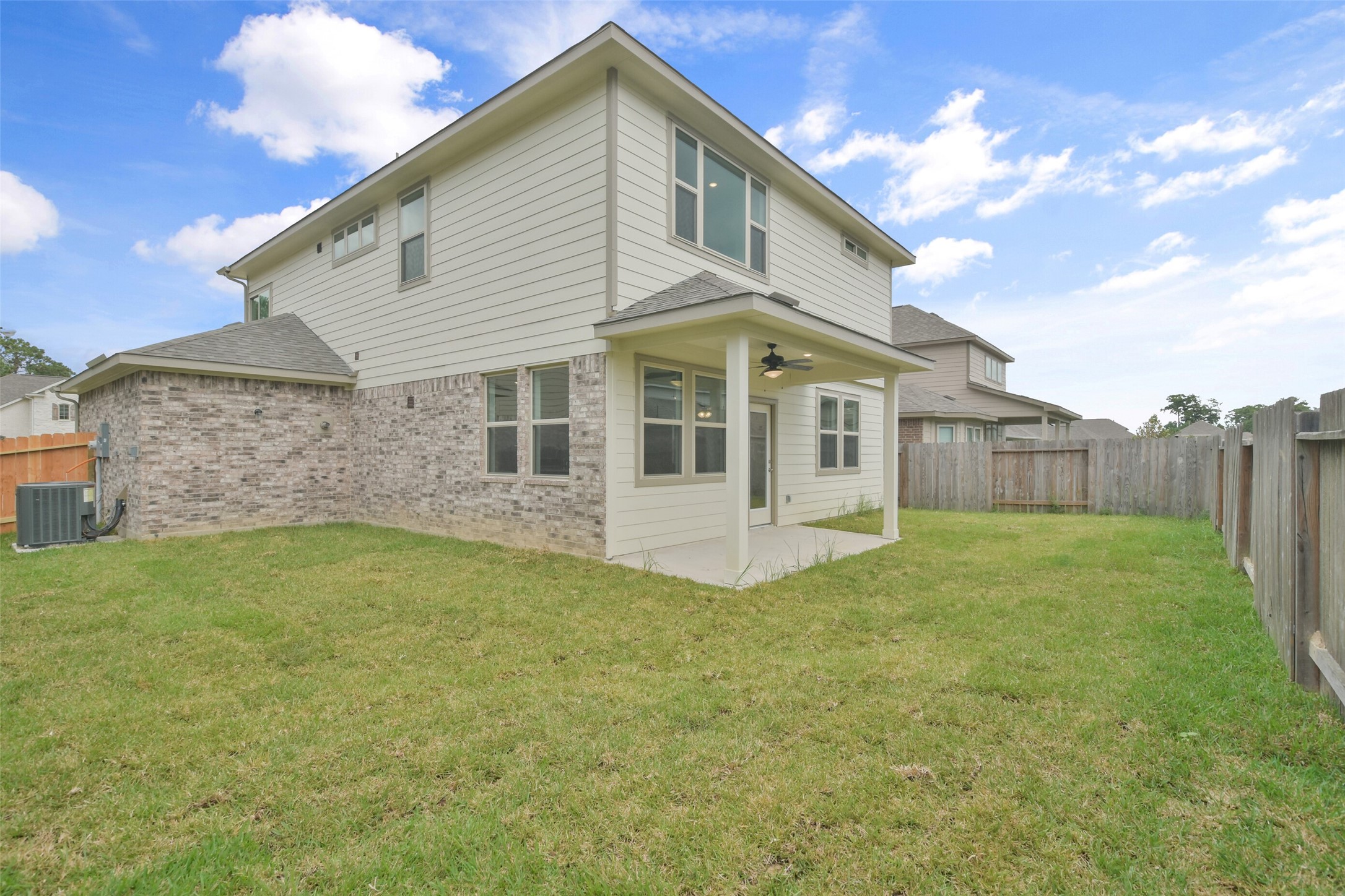 21445 Kings Guild Lane Property Photo 39