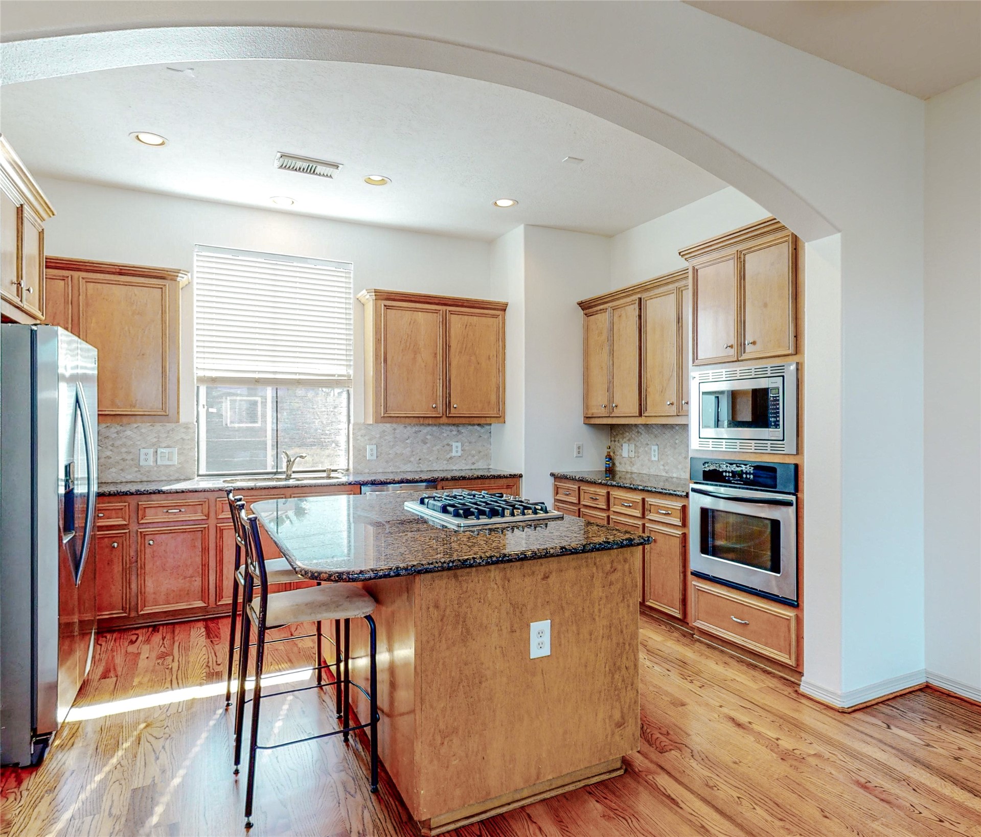 3419 Home Street Property Photo 8