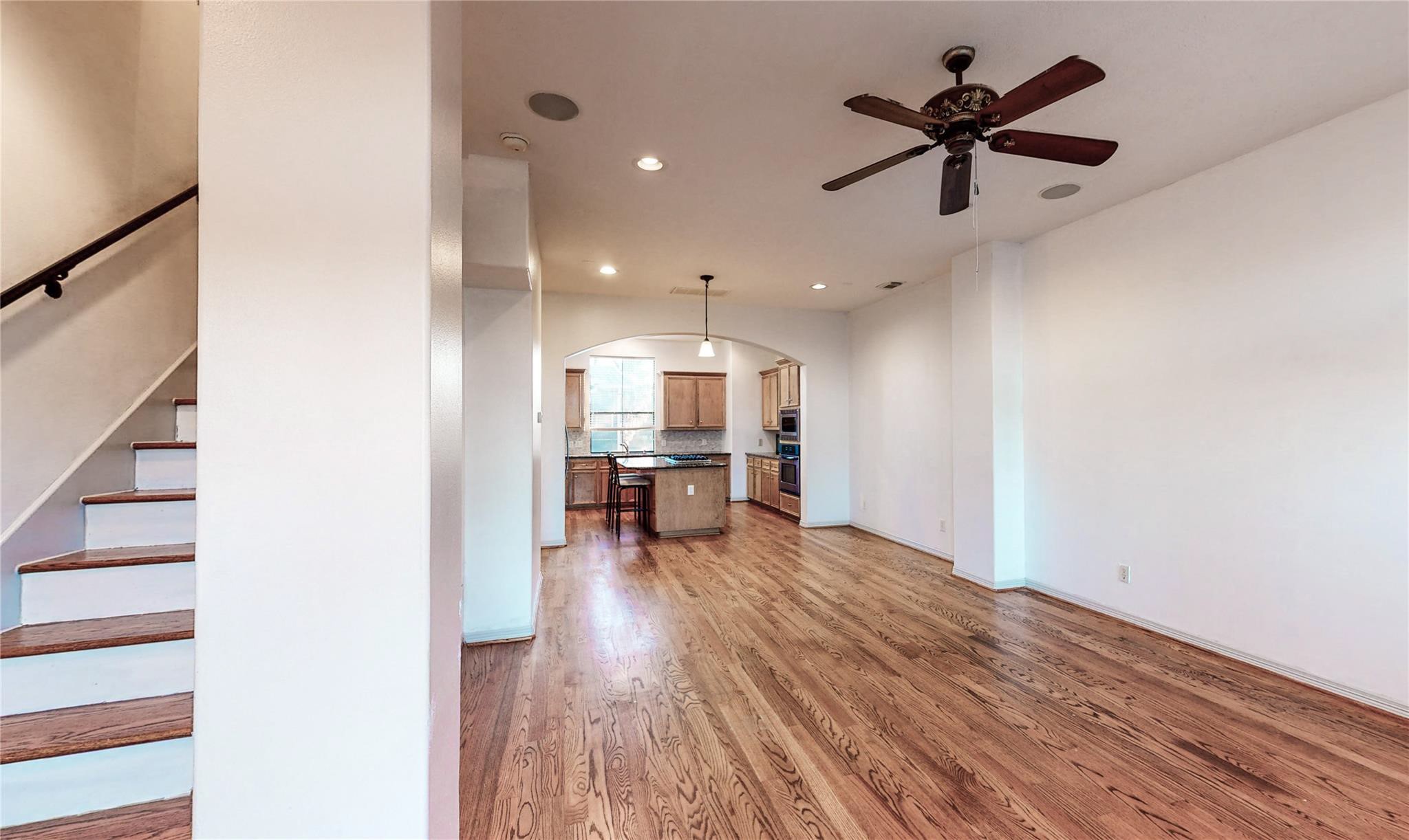 3419 Home Street Property Photo 12