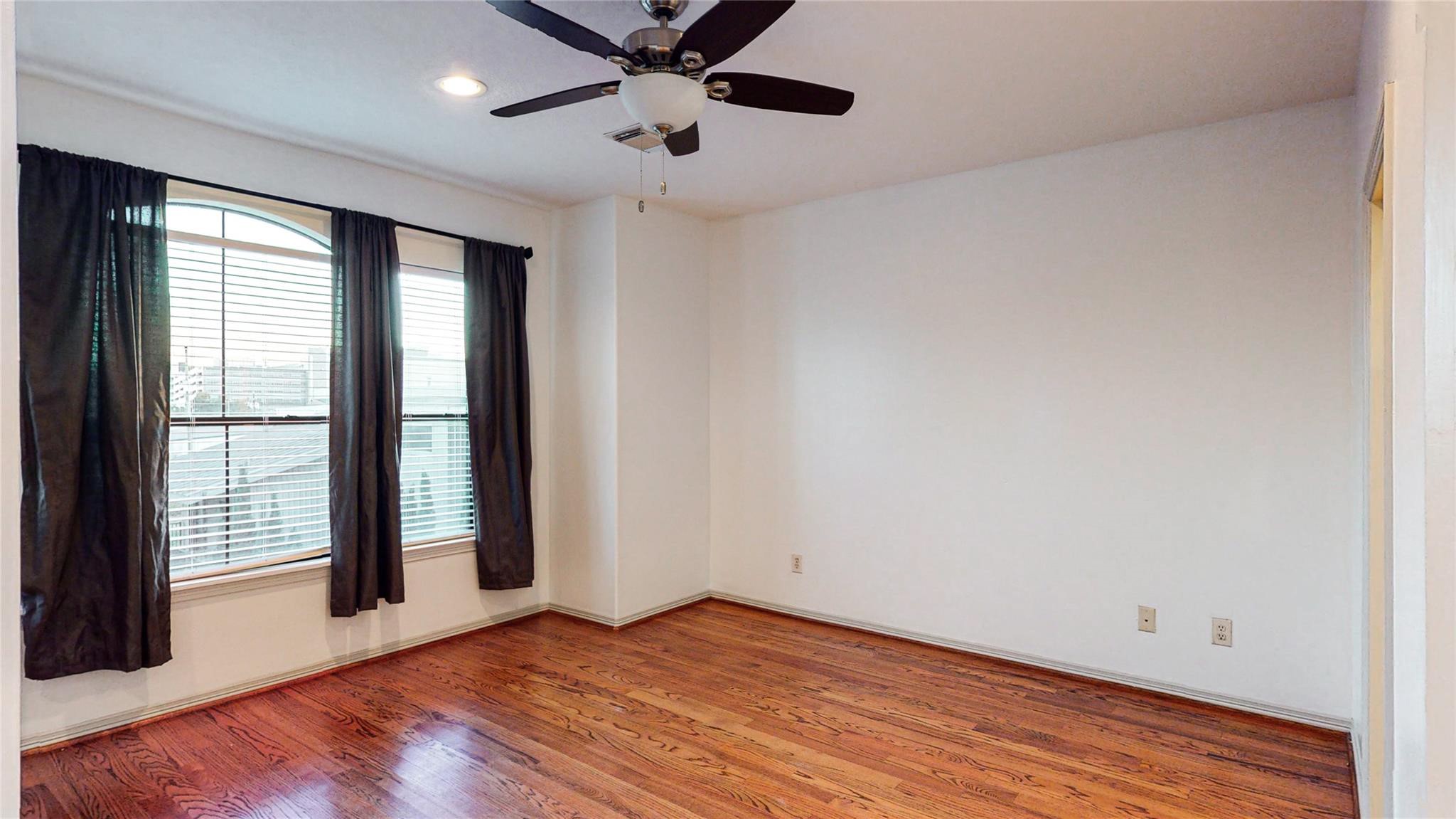 3419 Home Street Property Photo 18