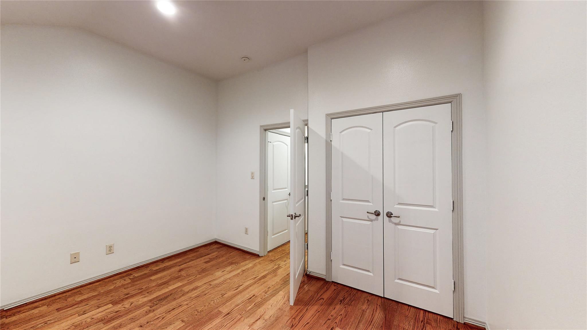 3419 Home Street Property Photo 25