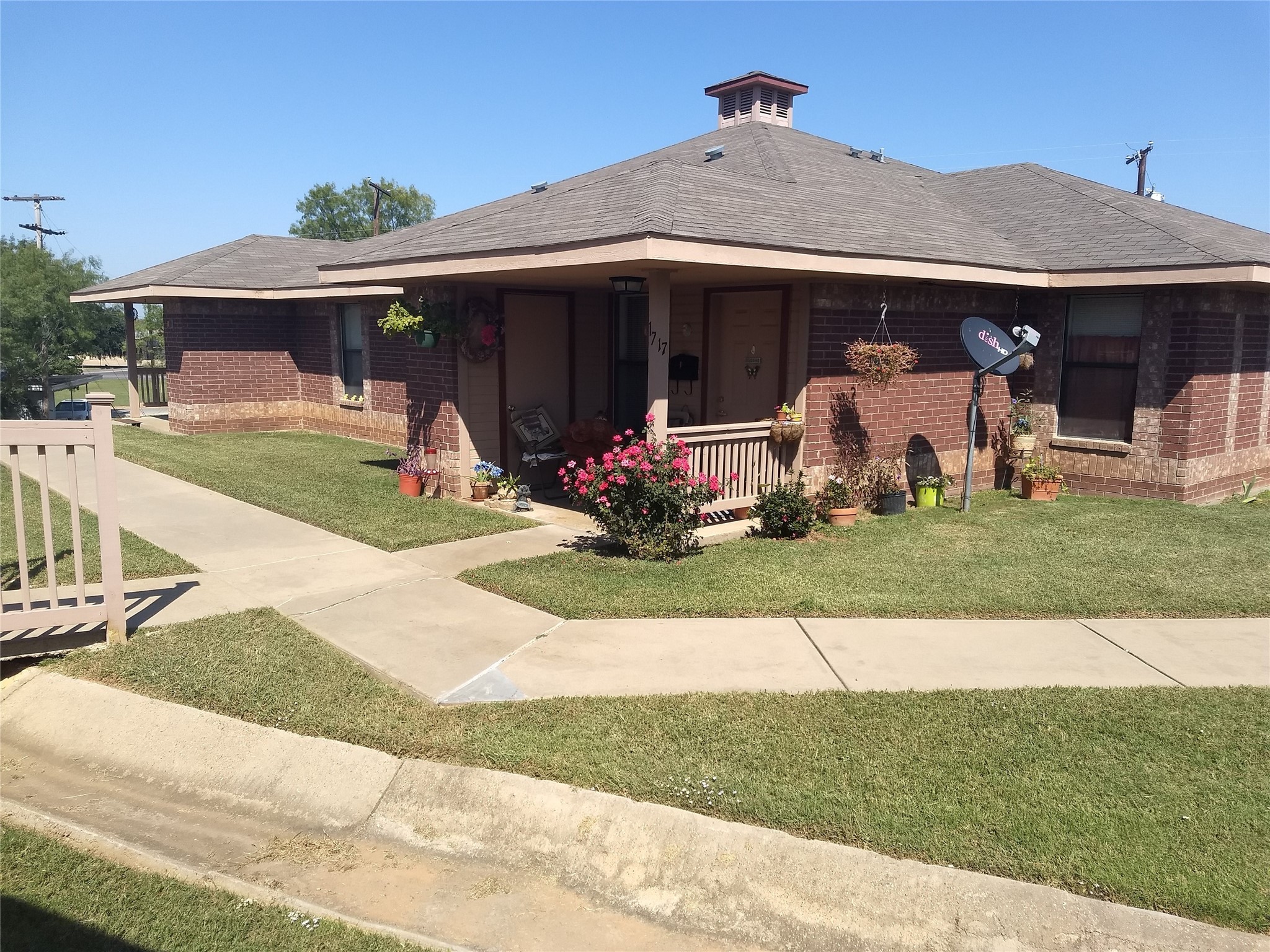 1206 Saint Michael Court Property Photo 3