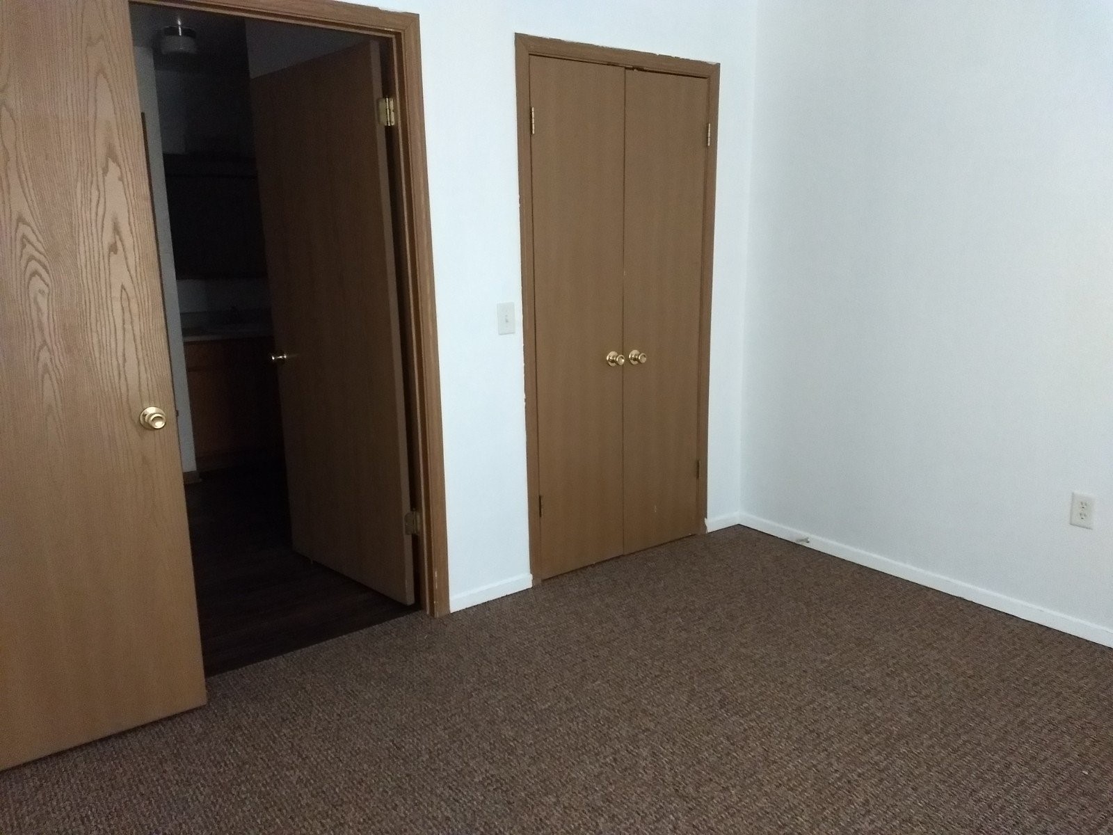 1206 Saint Michael Court Property Photo 8