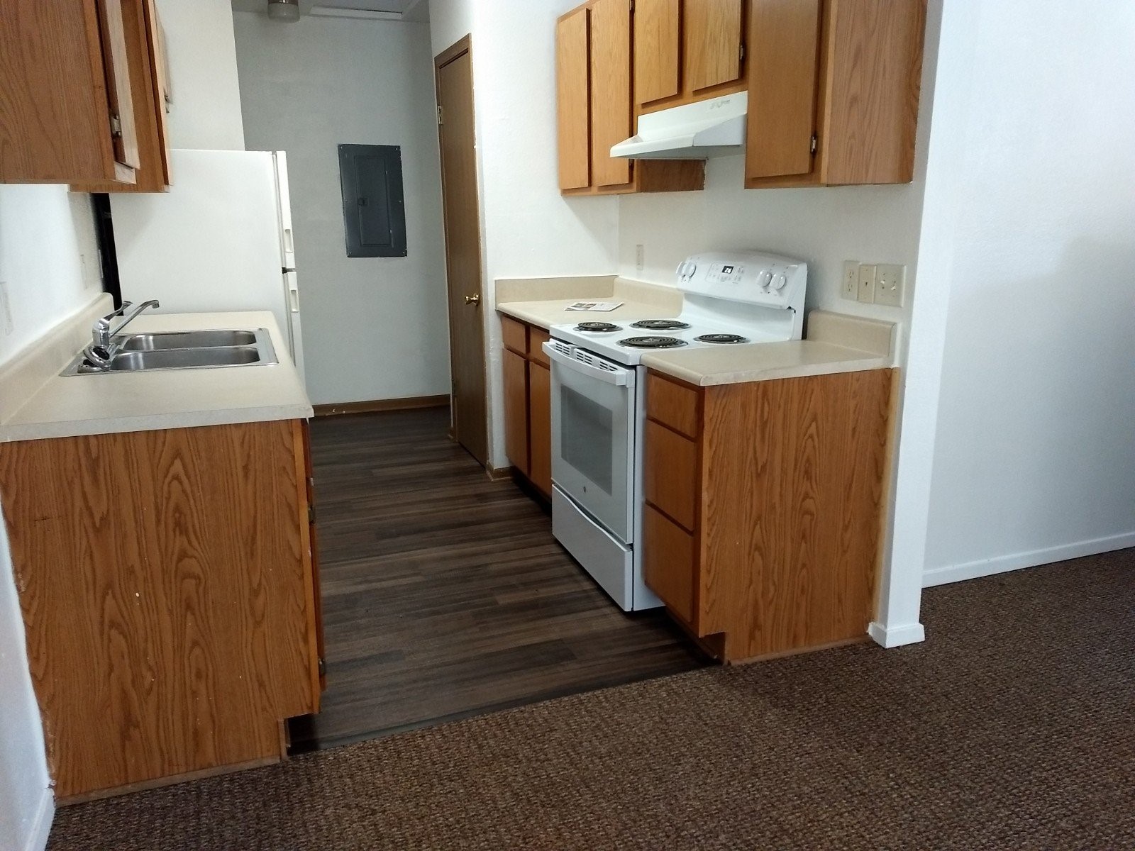1206 Saint Michael Court Property Photo 11