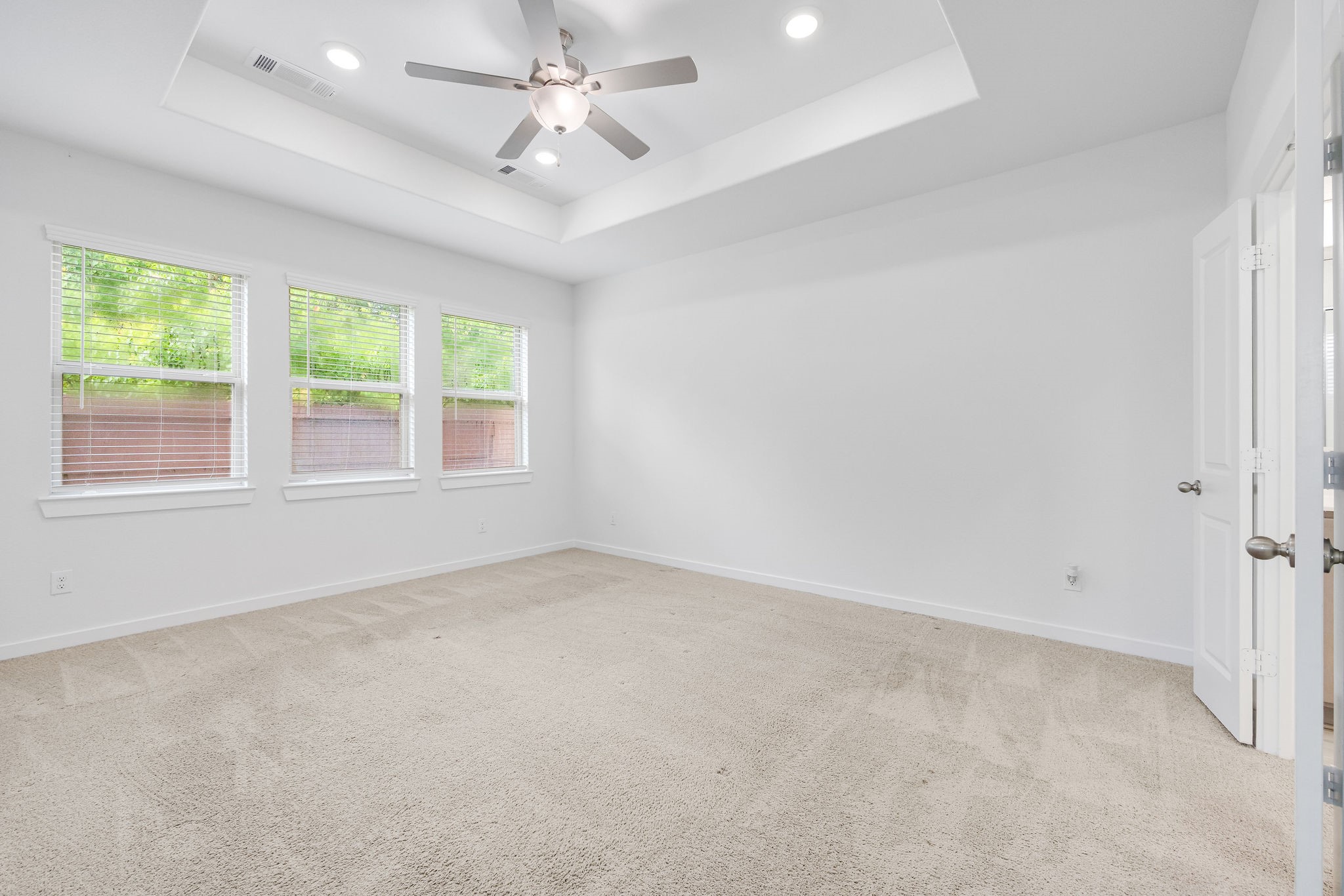 21647 Alberta Forest Circle Property Photo 12