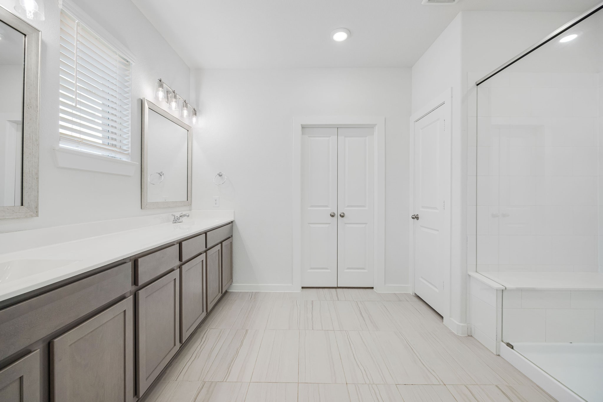 21647 Alberta Forest Circle Property Photo 14
