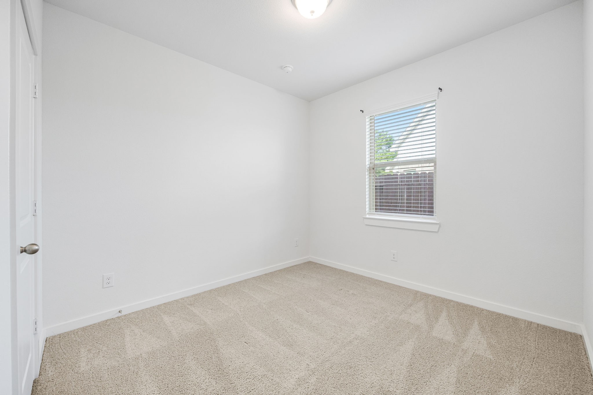 21647 Alberta Forest Circle Property Photo 18