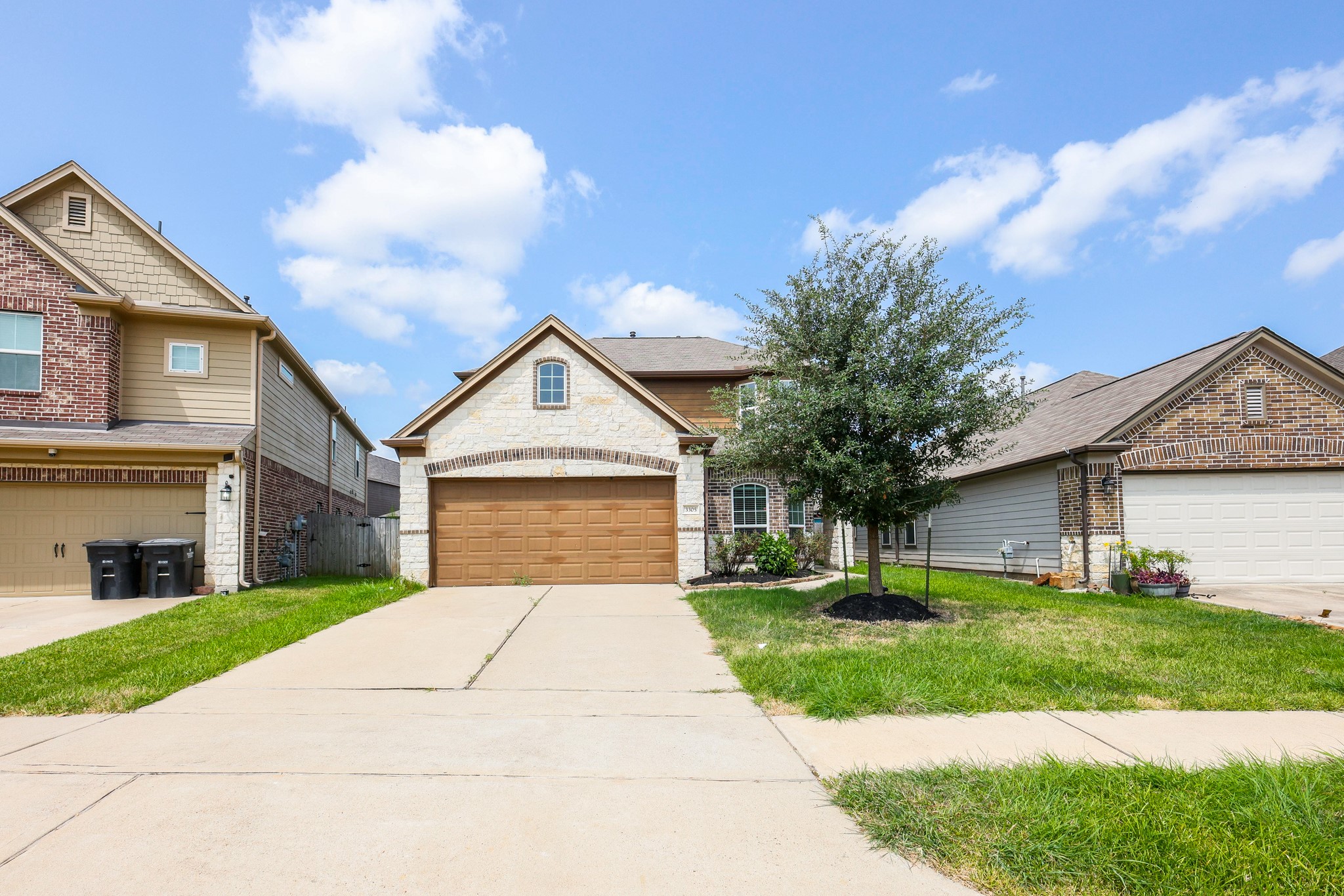 3305 Horizon Side Way Property Photo 1