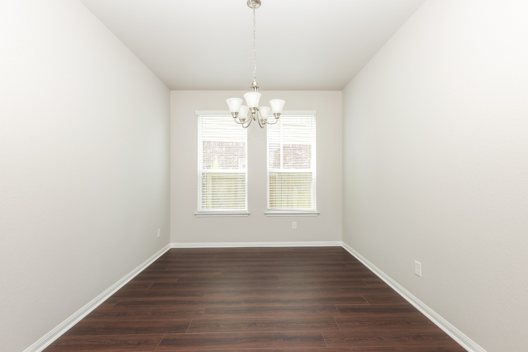 3305 Horizon Side Way Property Photo 15