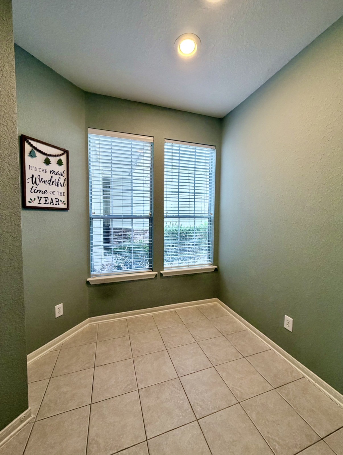 2219 Ridge Wood Lane Property Photo 8