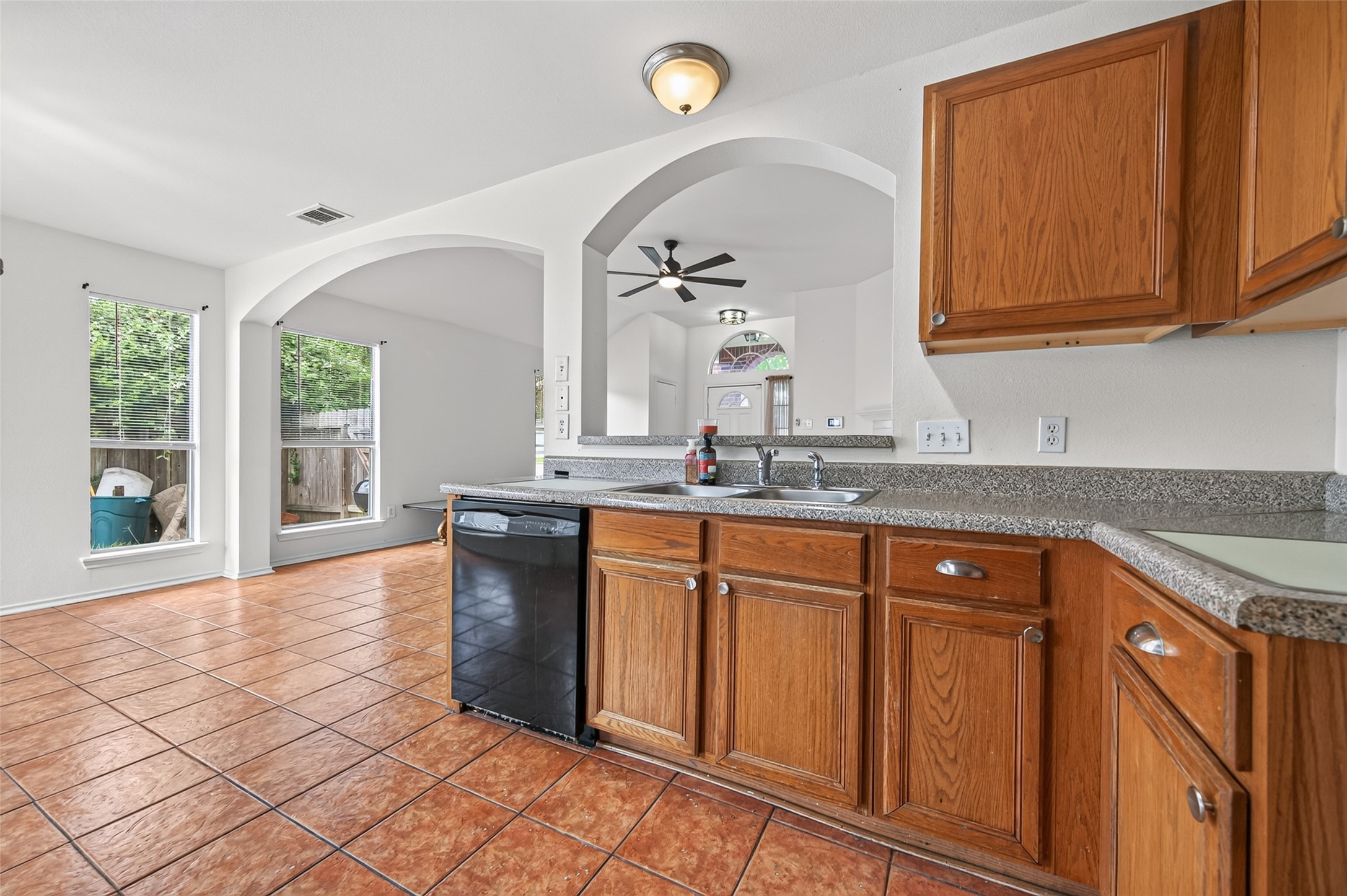 13667 Paxton Drive Property Photo 10