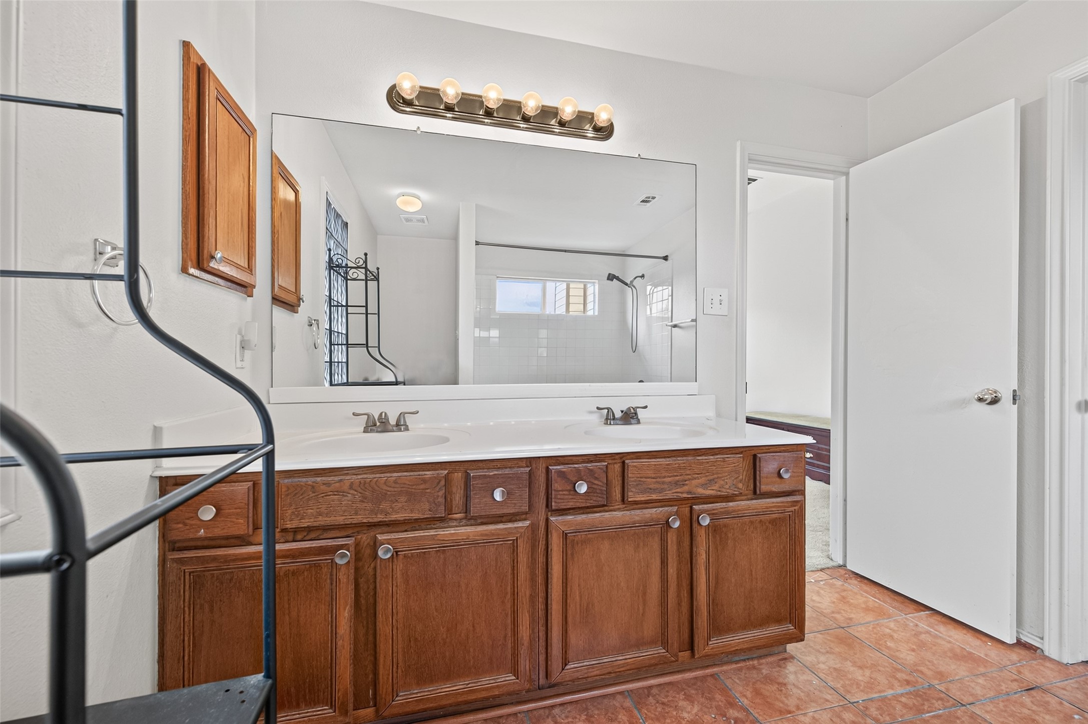 13667 Paxton Drive Property Photo 21