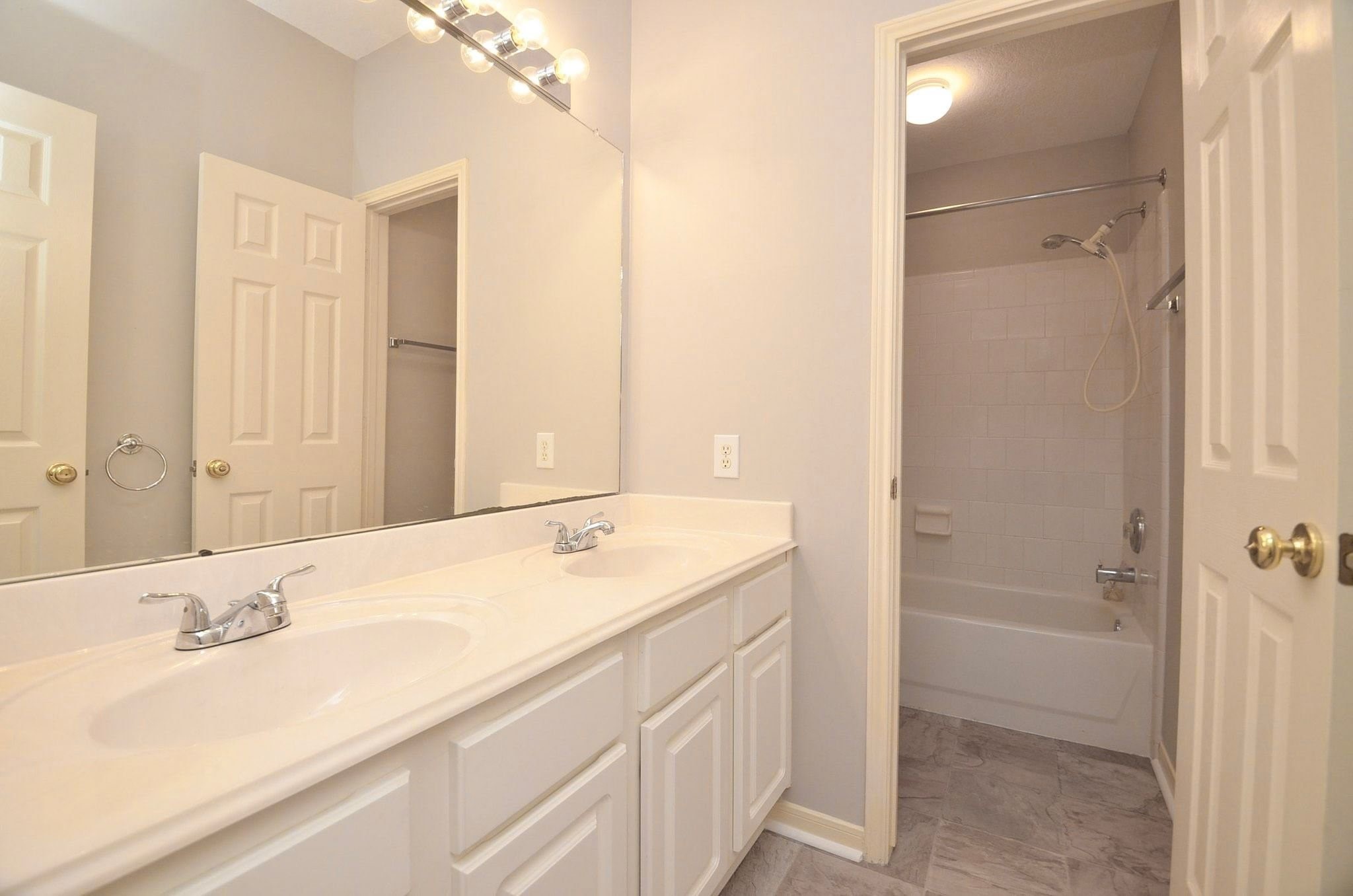 43 S Lace Arbor Drive Property Photo 18