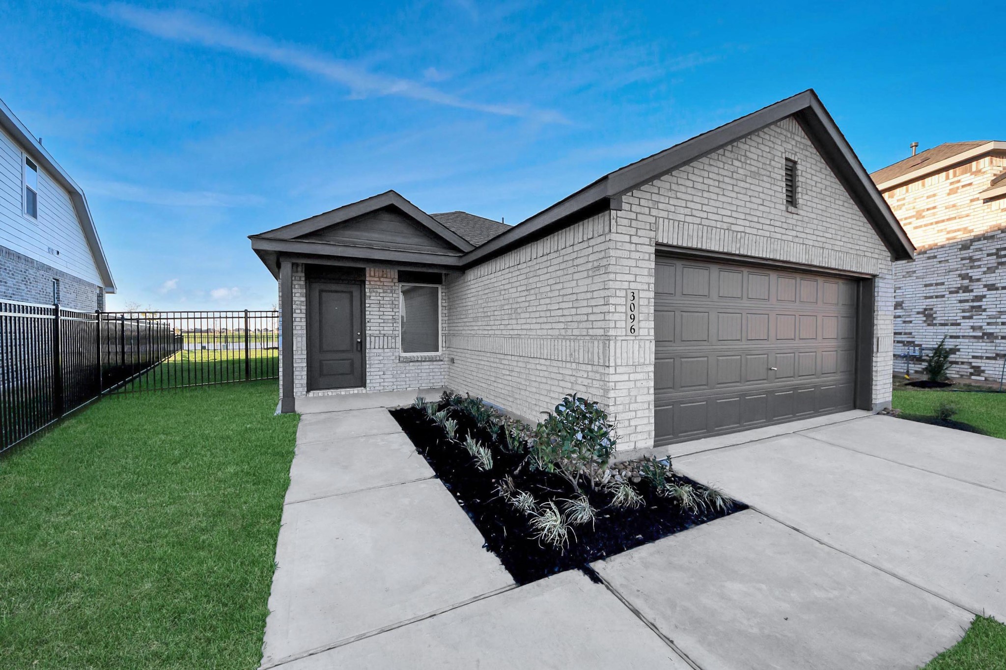 3096 Sunset Glory Drive Property Photo 5