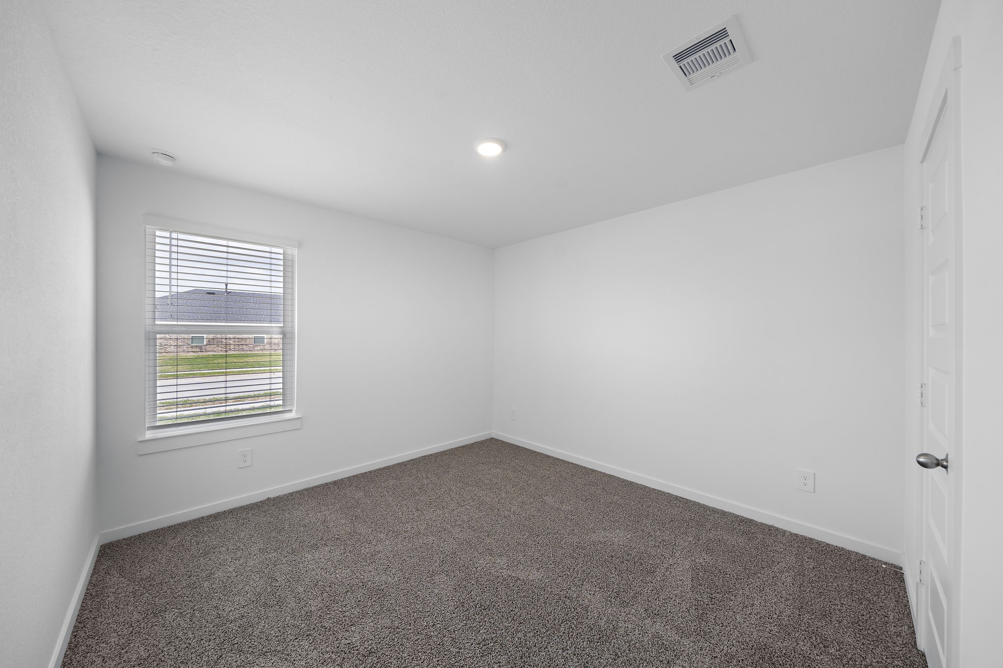 3819 Pierce Place Lane Property Photo 9