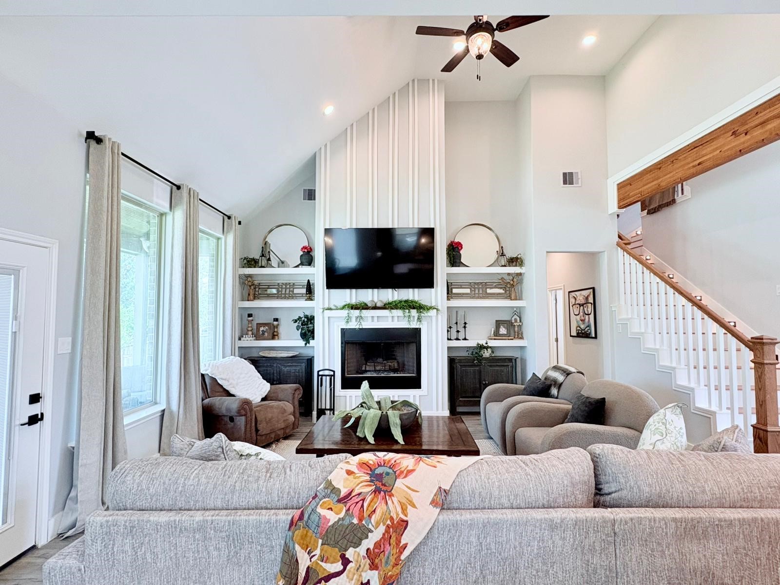 55 Ruskin Drive W Property Photo 7