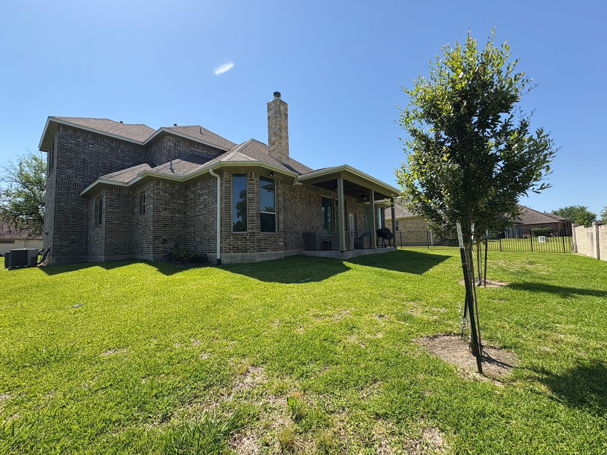 55 Ruskin Drive W Property Photo 27
